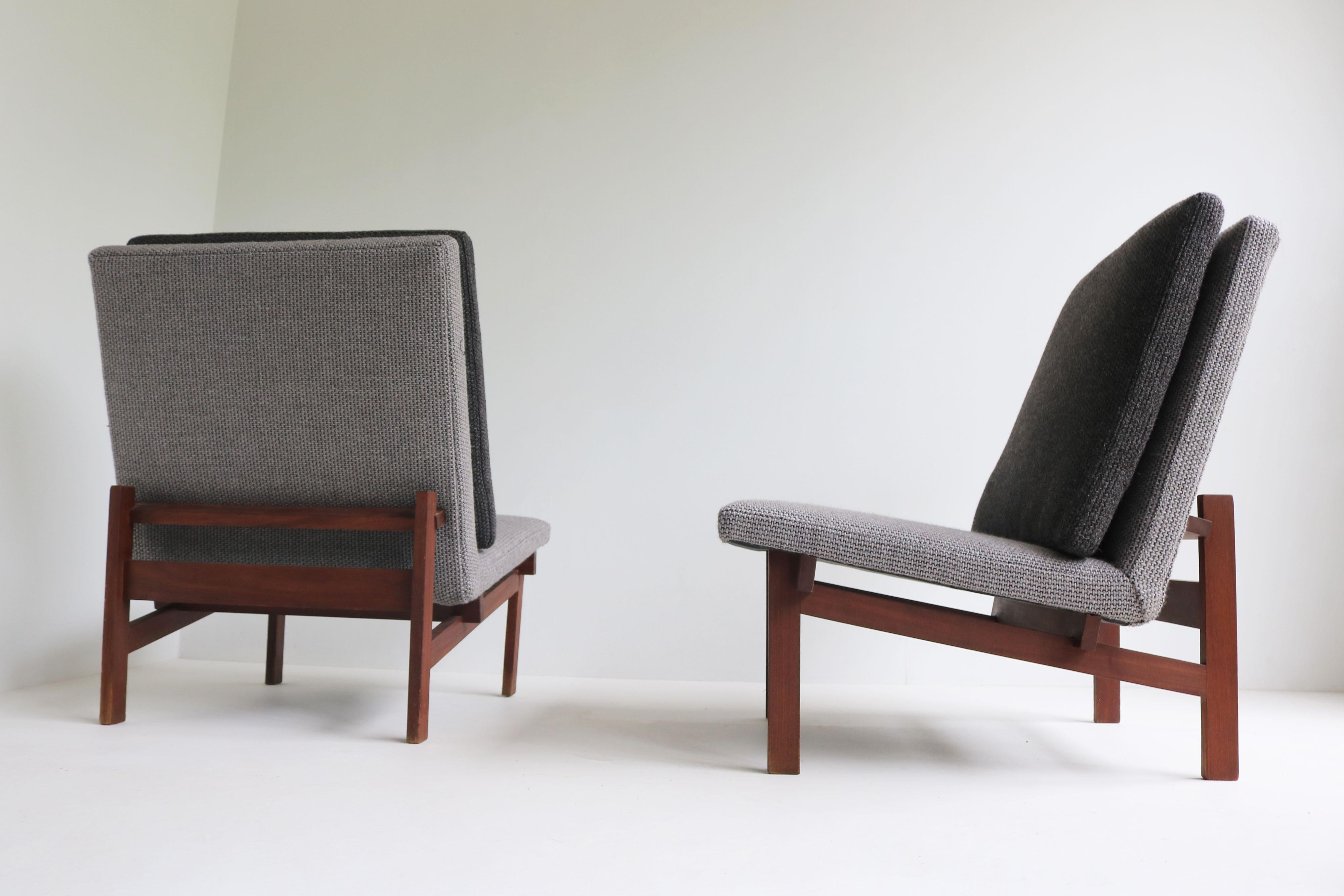 Hand-Crafted Rare pair of F181 lounge chairs by Kho Liang Le & Theo Ruth for Artifort 1958 For Sale