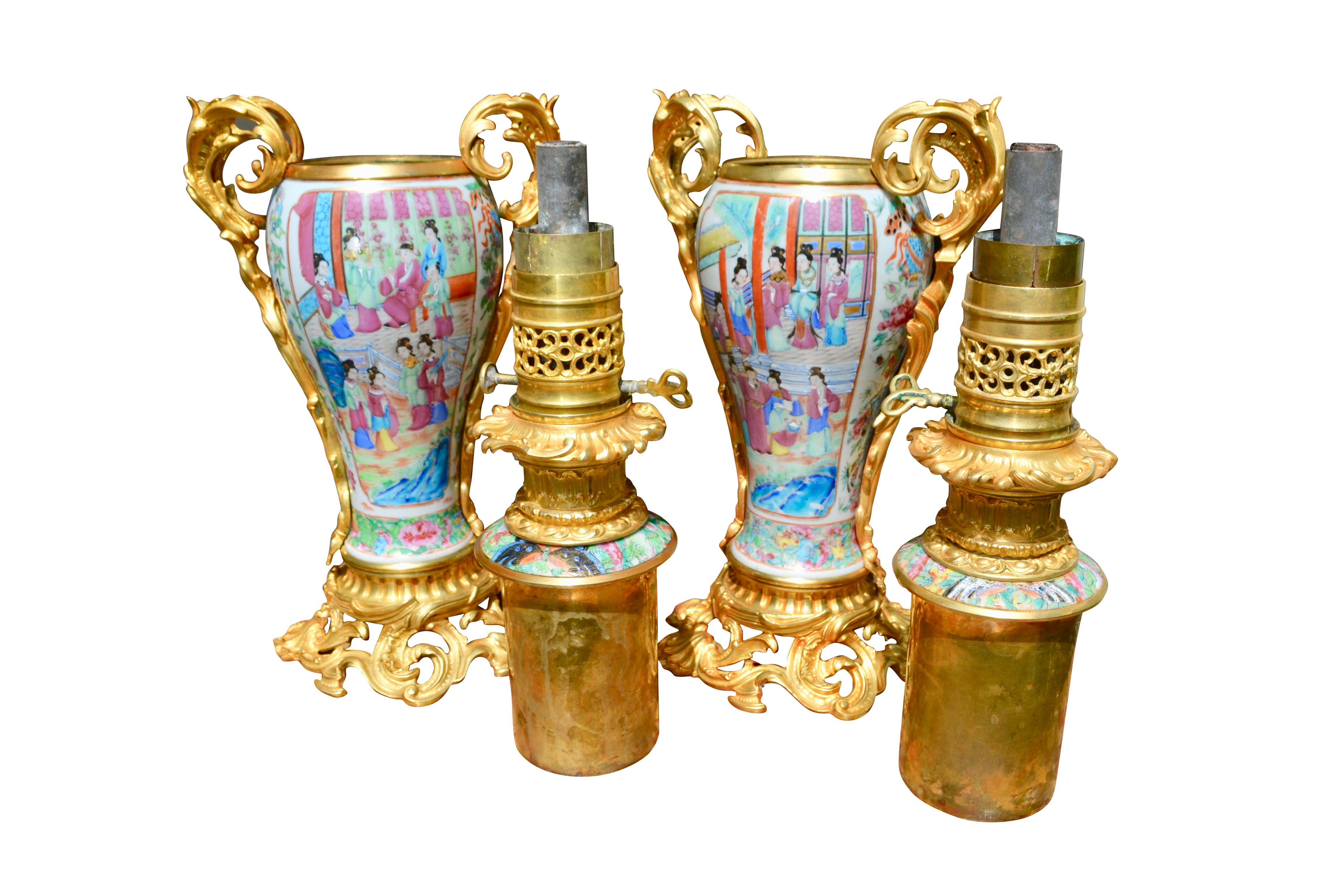 Chinese Rare Pair of Famille Rose Porcelain and Ormolu Napoleon III Oil Lamps For Sale