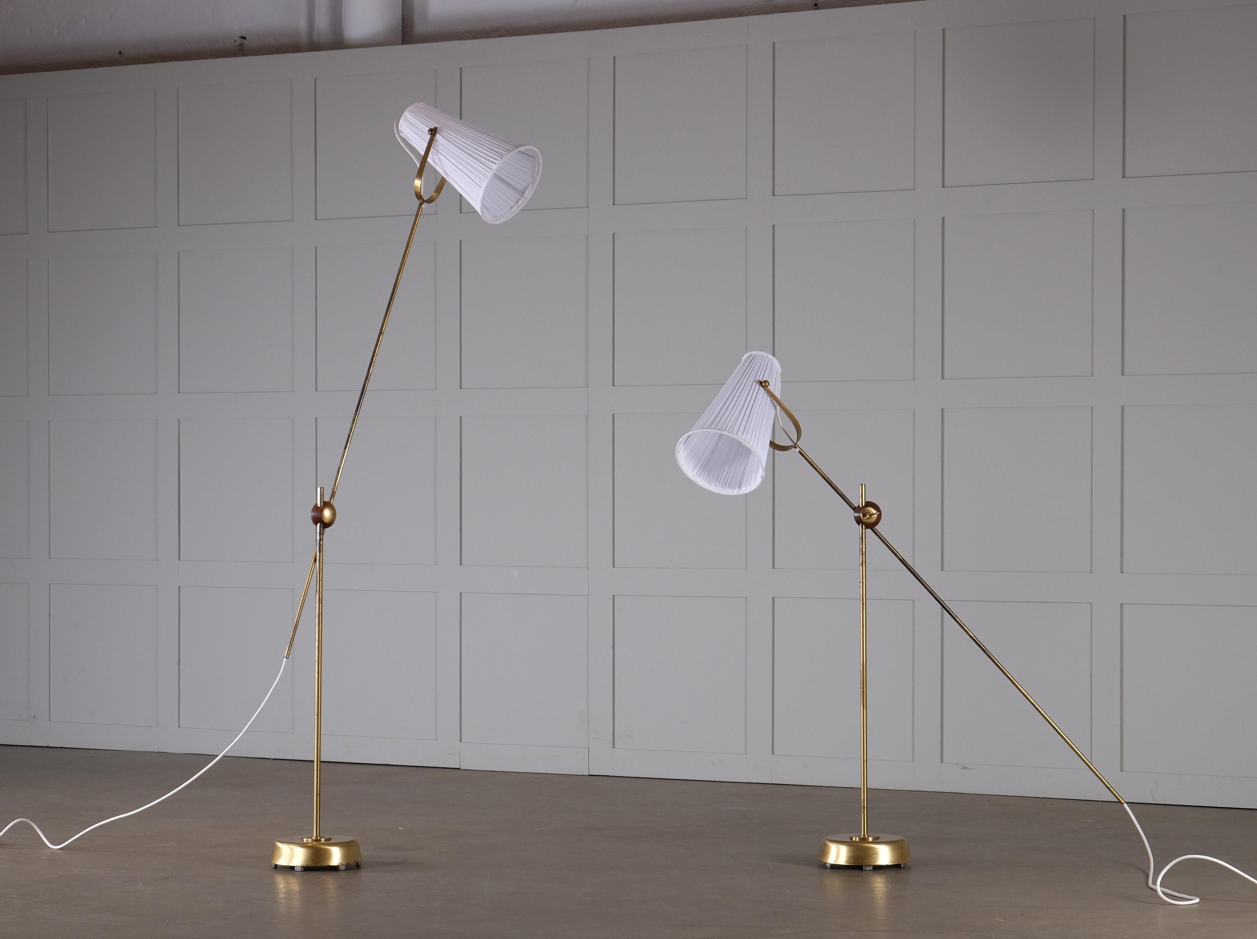 Brass Rare pair of Floor Lamps by Hans Bergström, 1950s For Sale