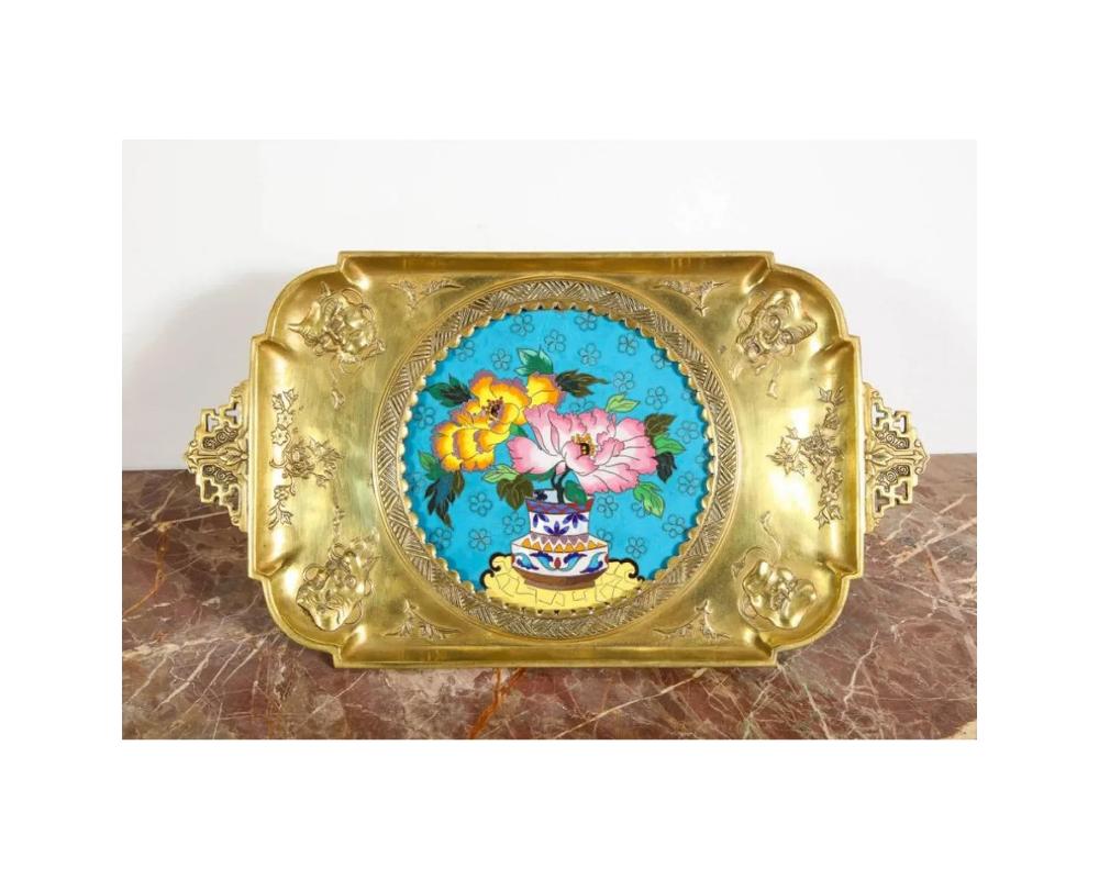 Raro Par de Bandejas Francesas Japonisme de Bronce y Esmalte Cloisonné Atribuidas Lievre en Bueno estado para la venta en New York, NY