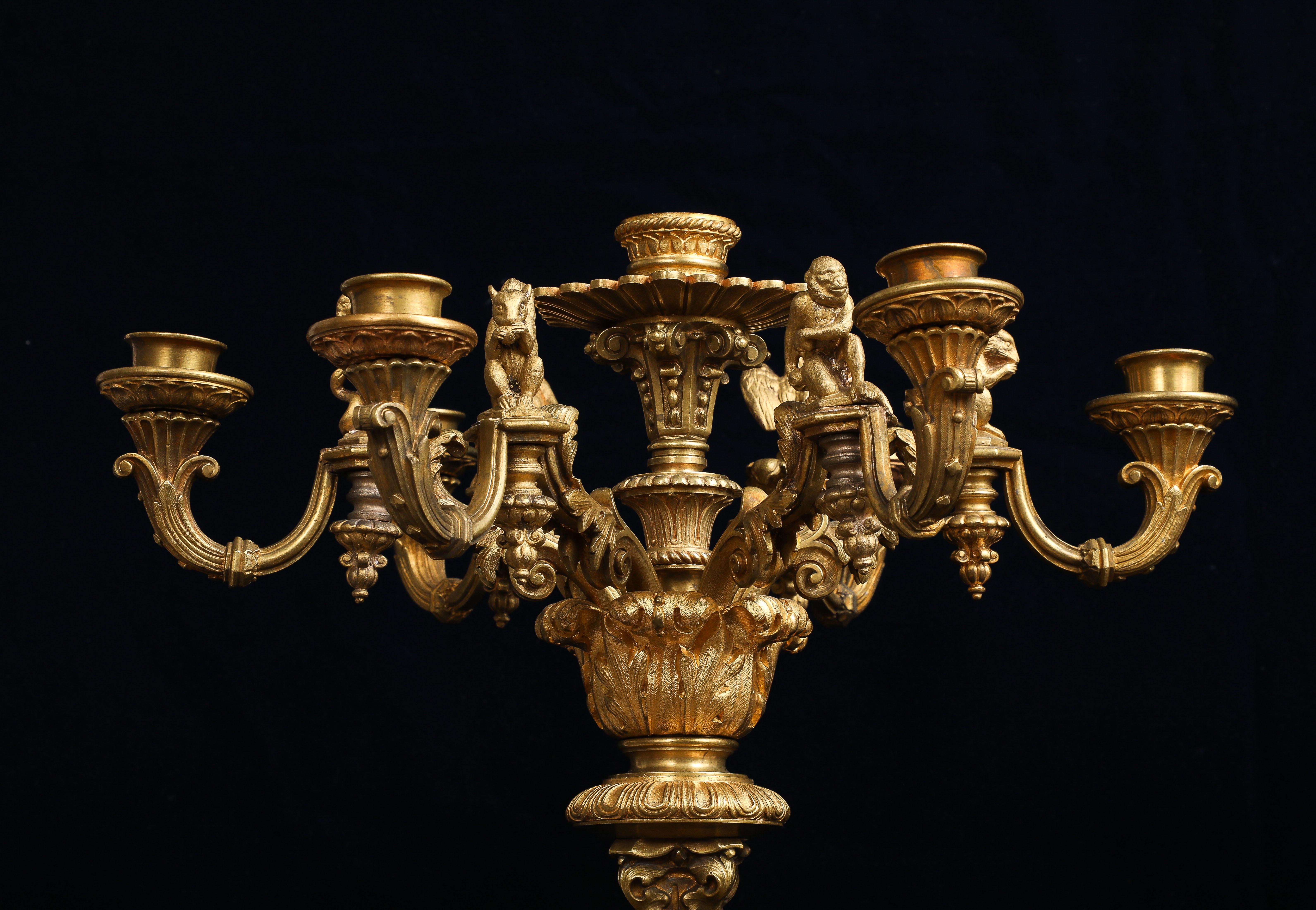 Rara coppia di candelabri francesi in ormolu 