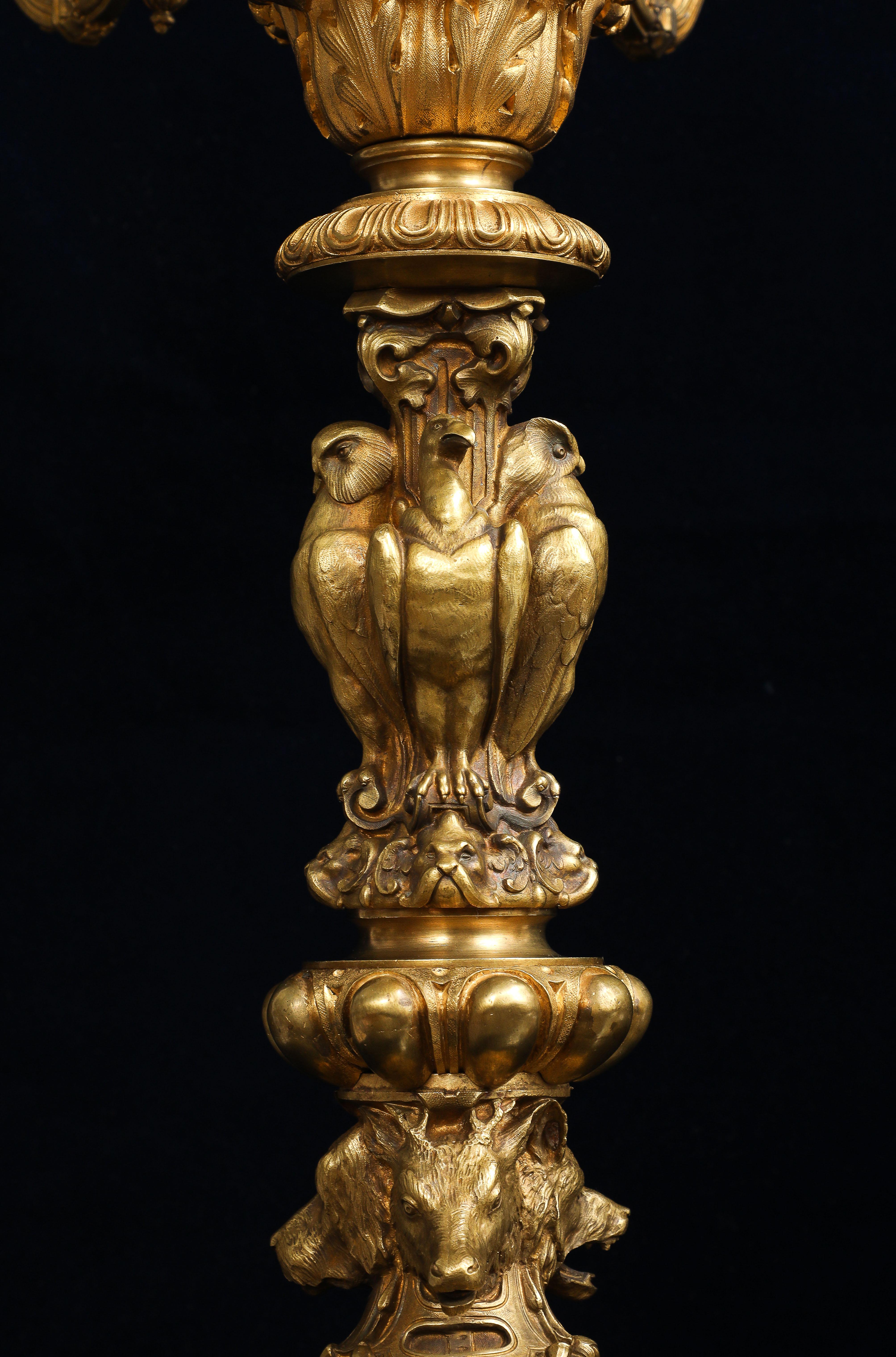 Fine XIX secolo Rara coppia di candelabri francesi in ormolu 