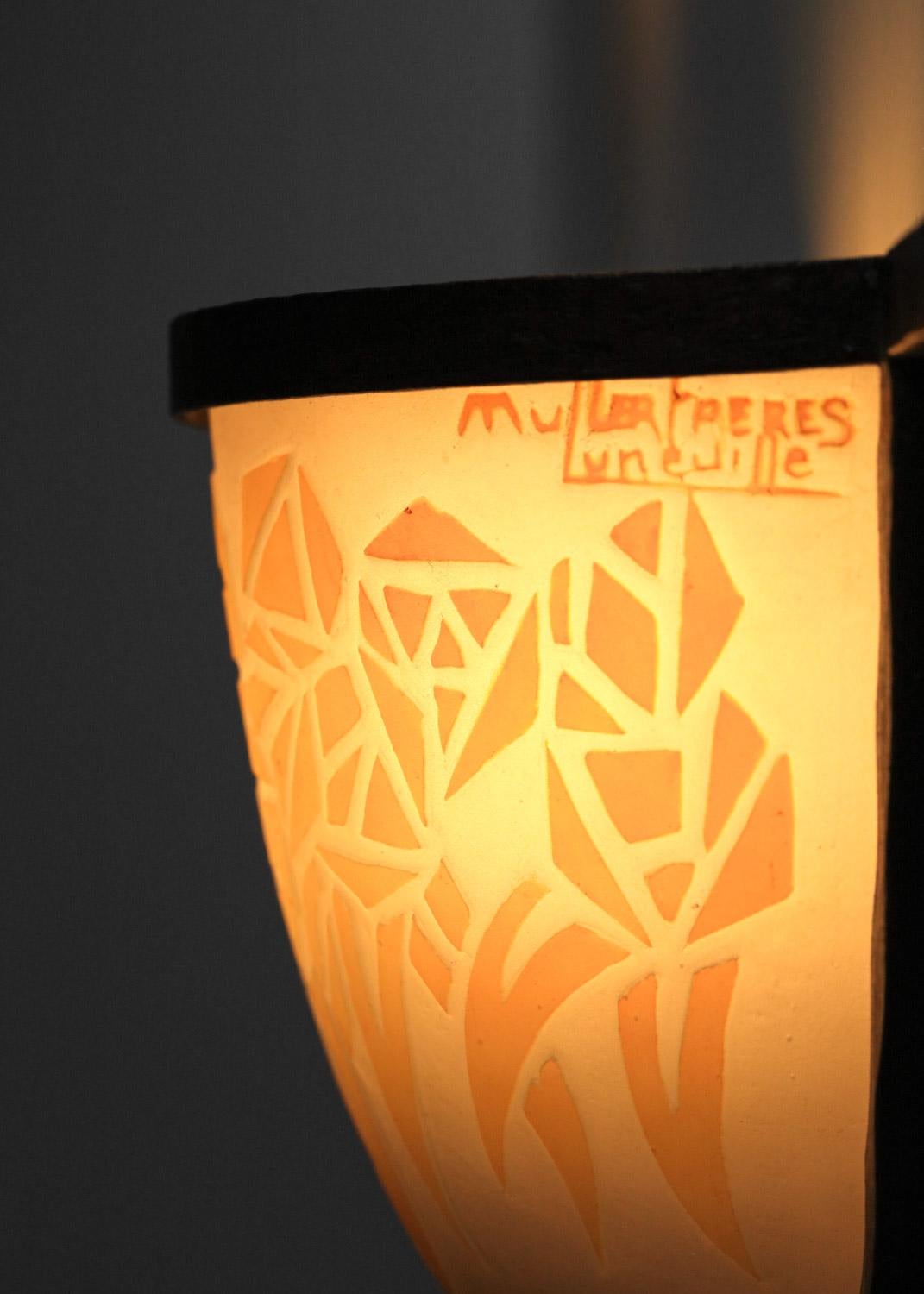 Mid-20th Century rare Pair of Frère Muller Luneville acid-etched art deco sconces French 30's