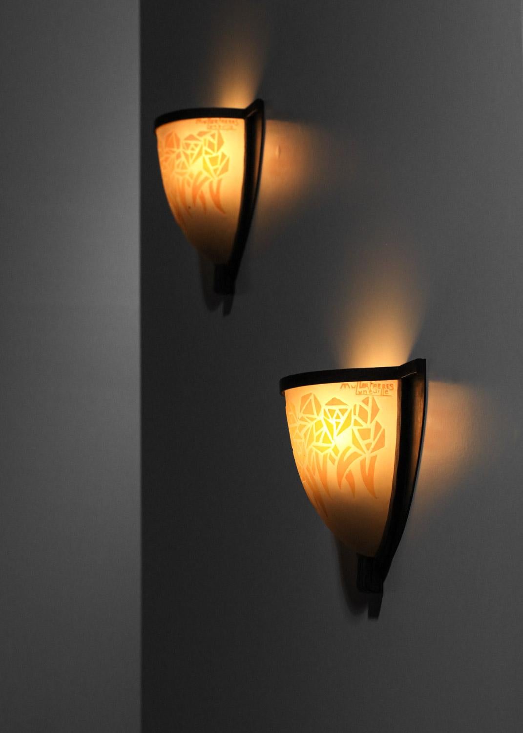 Art Glass rare Pair of Frère Muller Luneville acid-etched art deco sconces French 30's For Sale