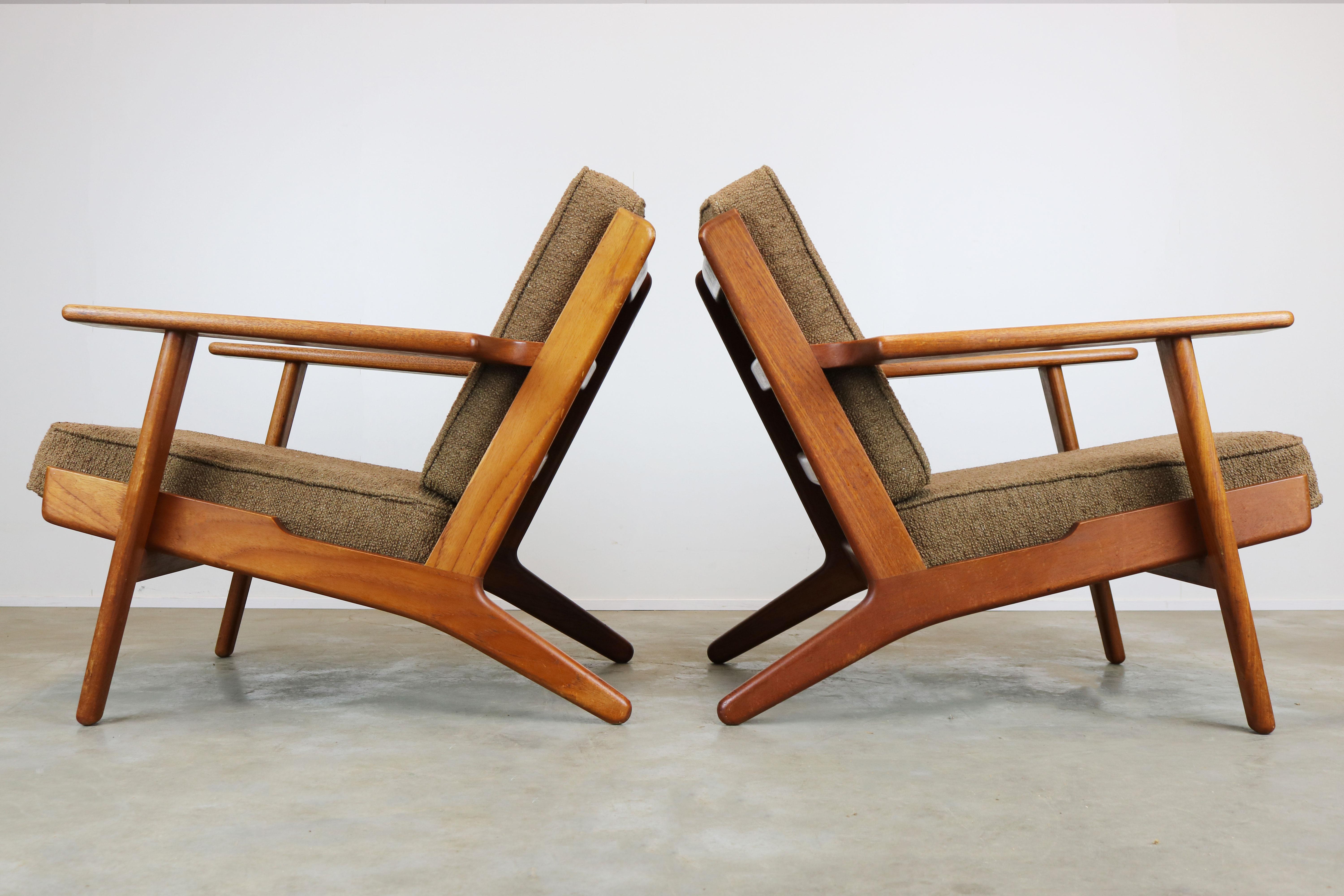 Rare Pair of GE290 Lounge Chairs and Ottoman by Hans J. Wegner Teak GETAMA 4