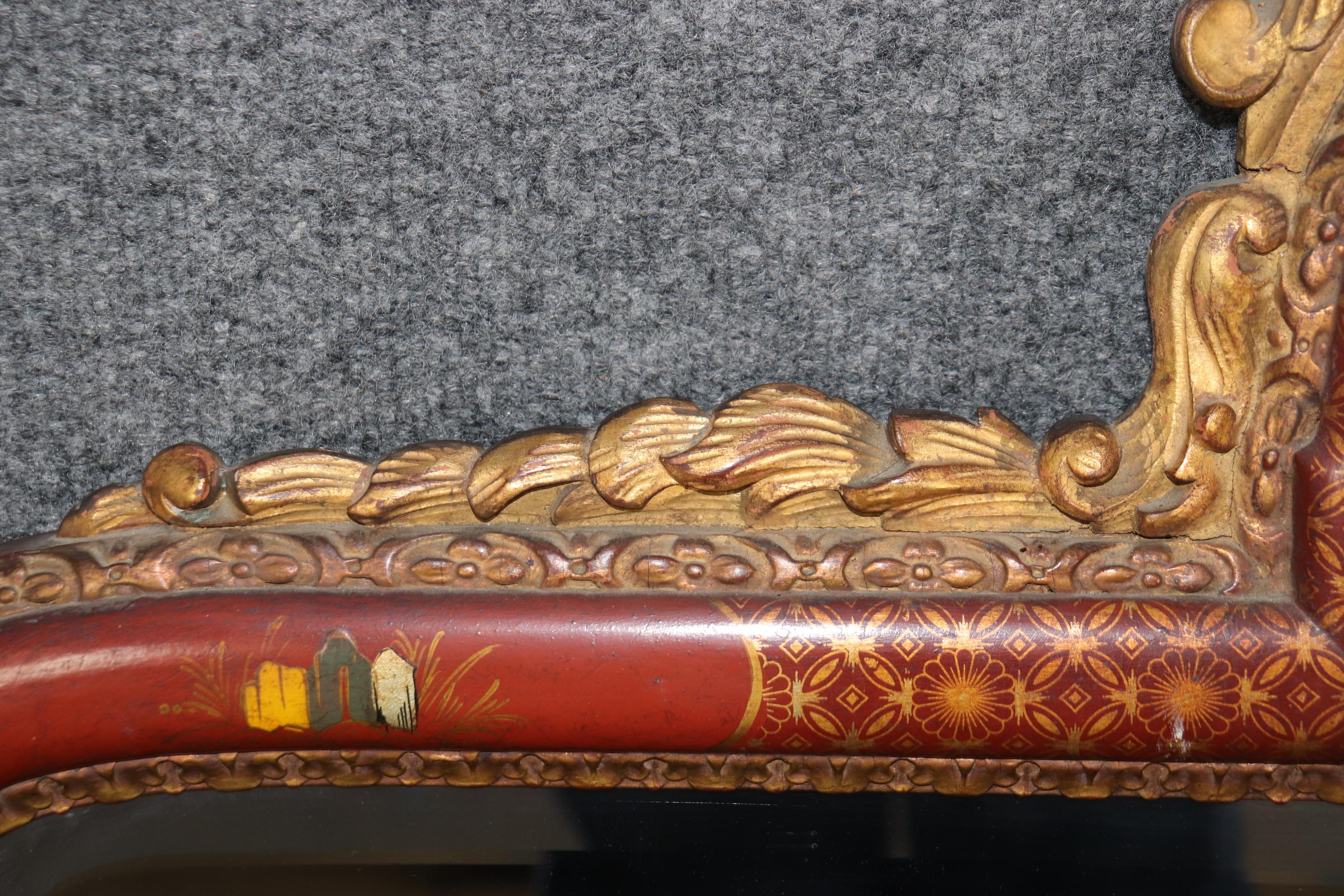 Rare paire de grands miroirs de buffet de cheminée en bois doré sculpté de style chinoiserie géorgien en vente 1