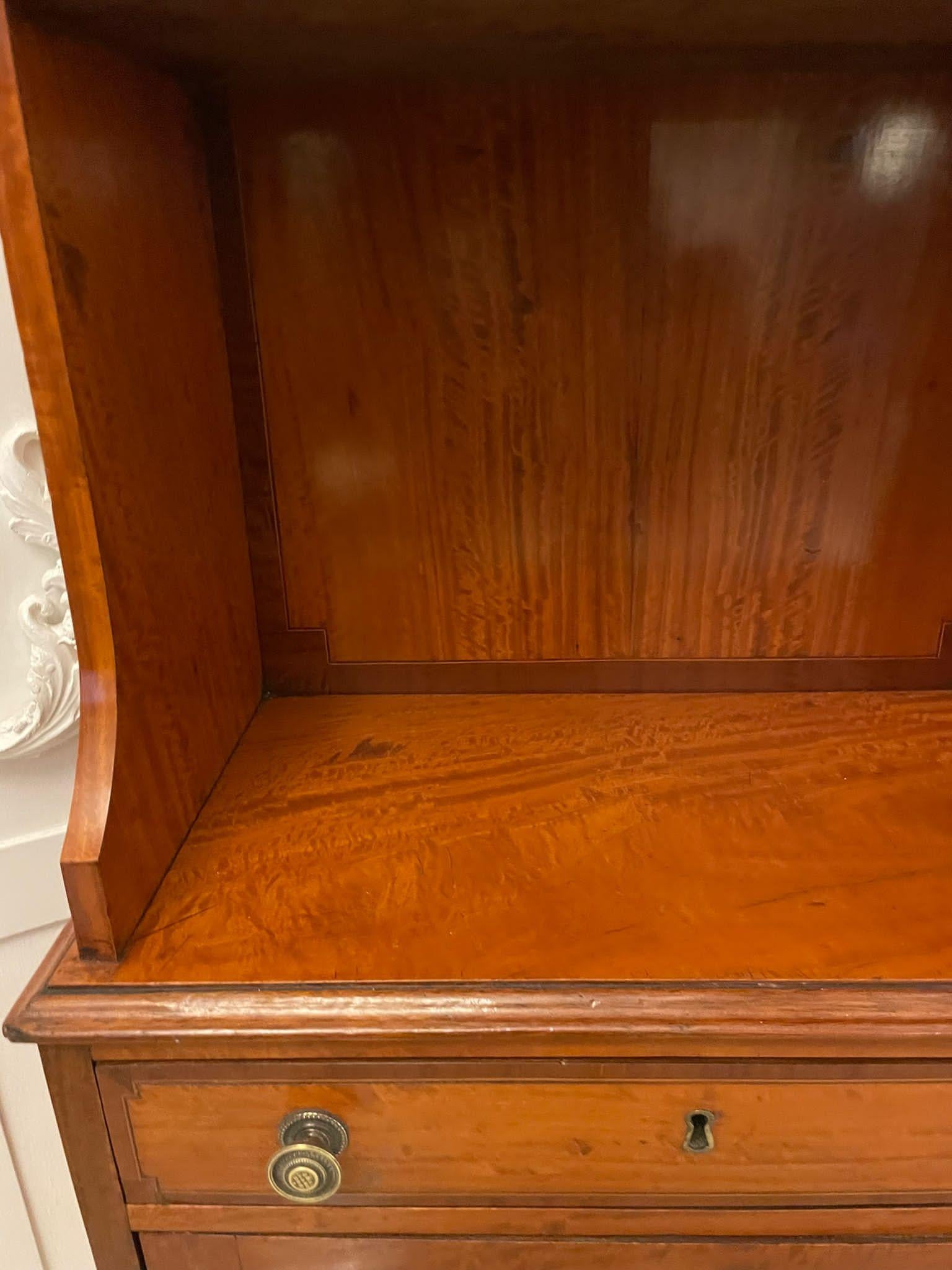 19th Century Rare Pair of Gillows Antique Quality Satinwood Waterfall Bookcases For Sale