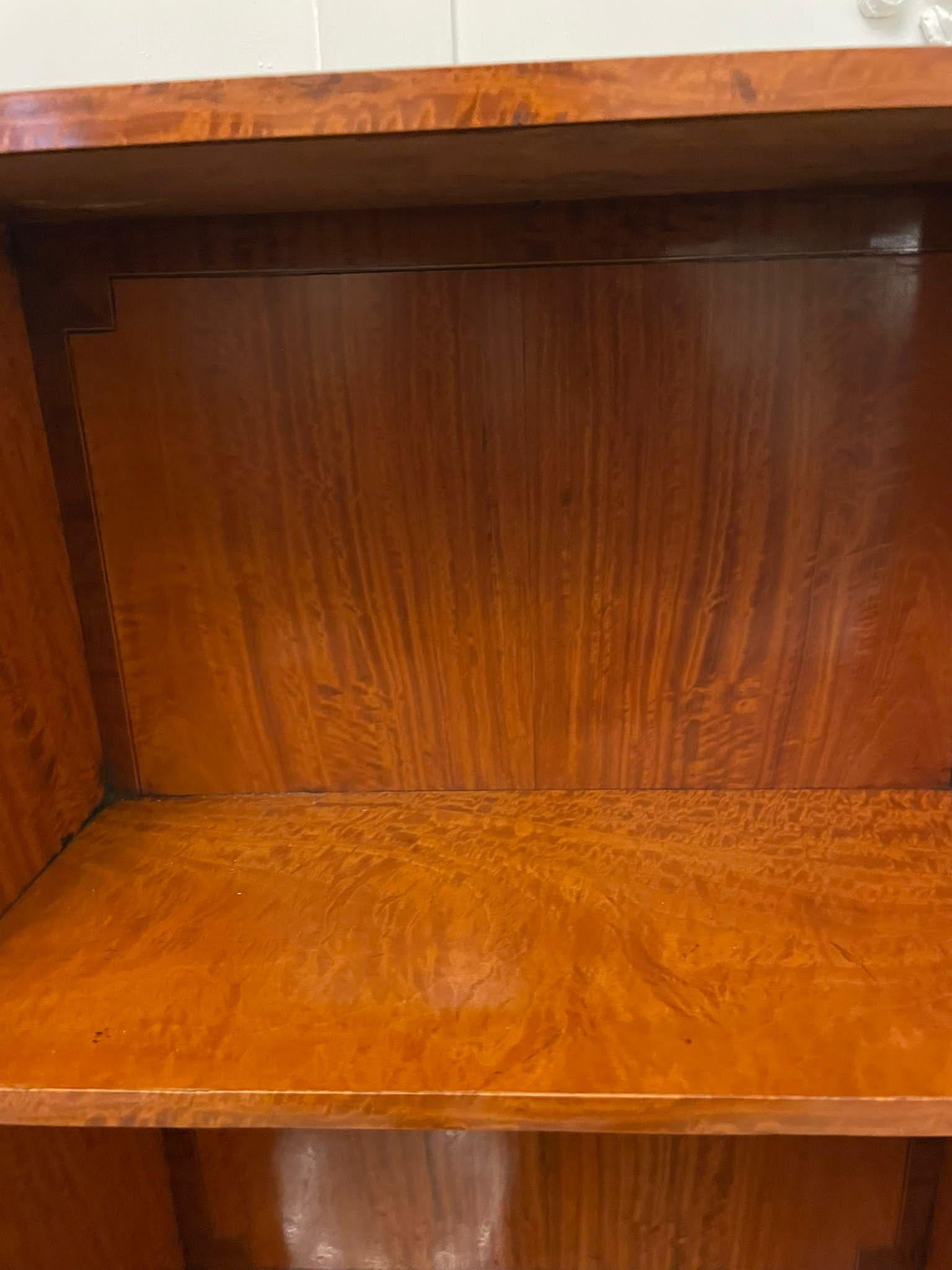 Rare Pair of Gillows Antique Quality Satinwood Waterfall Bookcases For Sale 1