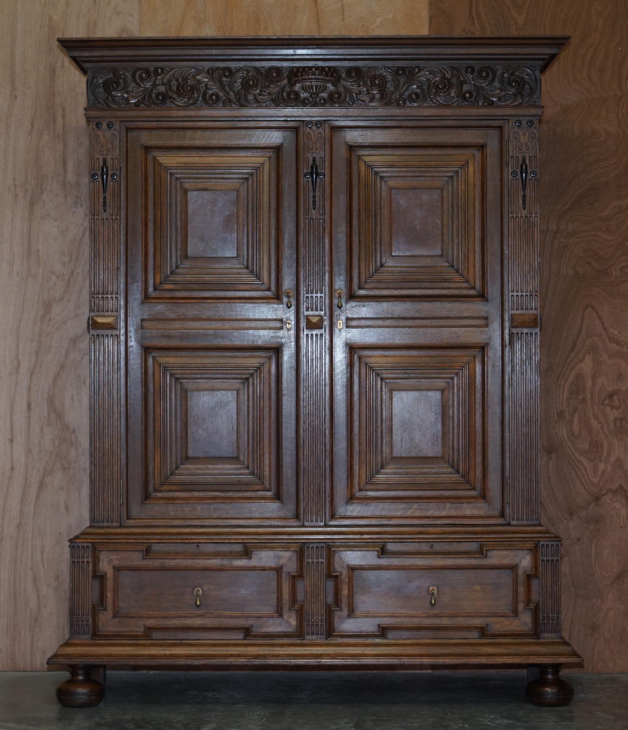 Rare Pair of Gillows Lancaster English Oak Antique Victorian Bookcase Cupboards For Sale 11