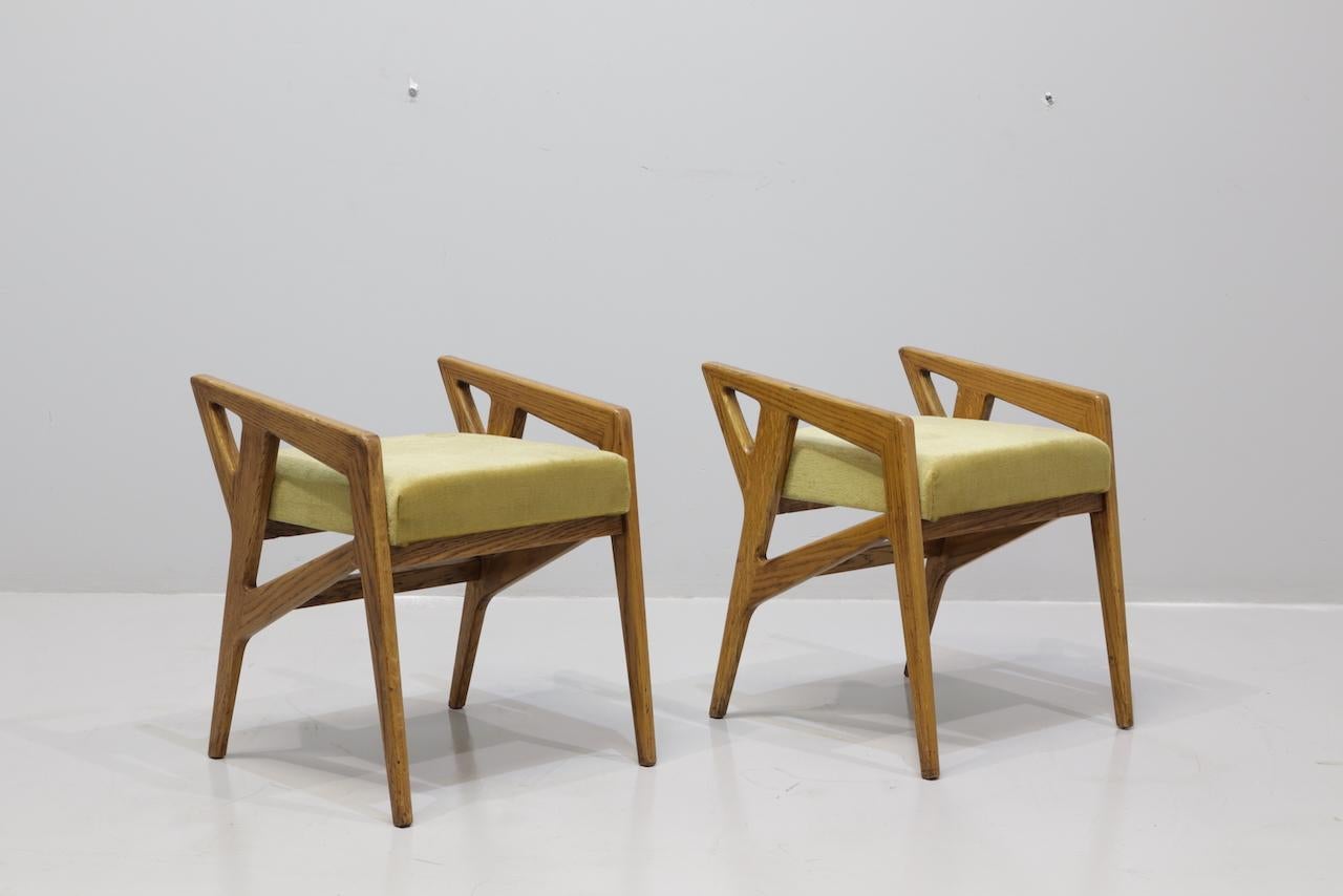 Raro par de taburetes con brazos Gio Ponti 687 para Cassina, Italia, 1953 siglo XX en venta