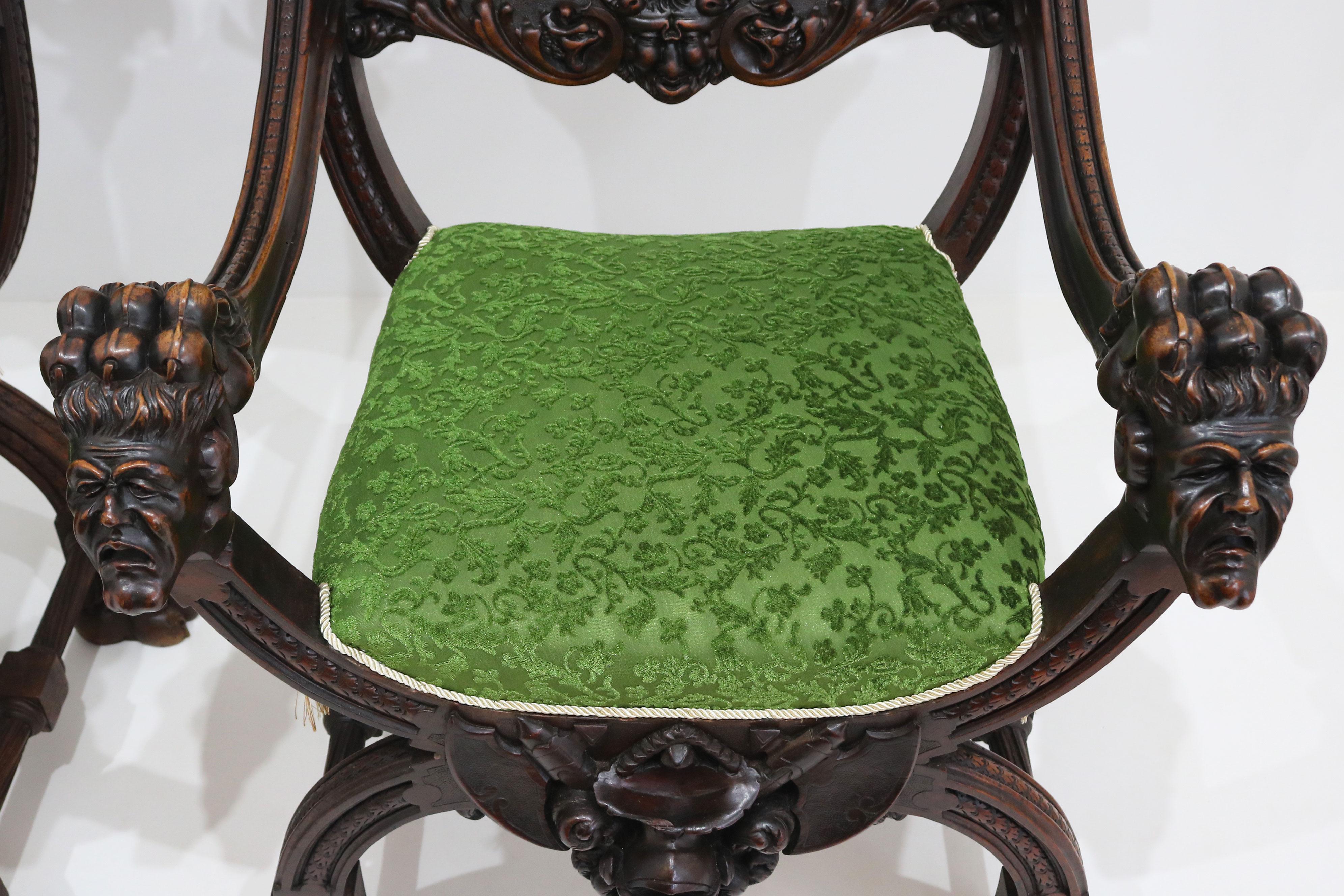 Rare pair of Gothic Revival arm chairs by Victor Aimone 19th Century Monks Lions en vente 4