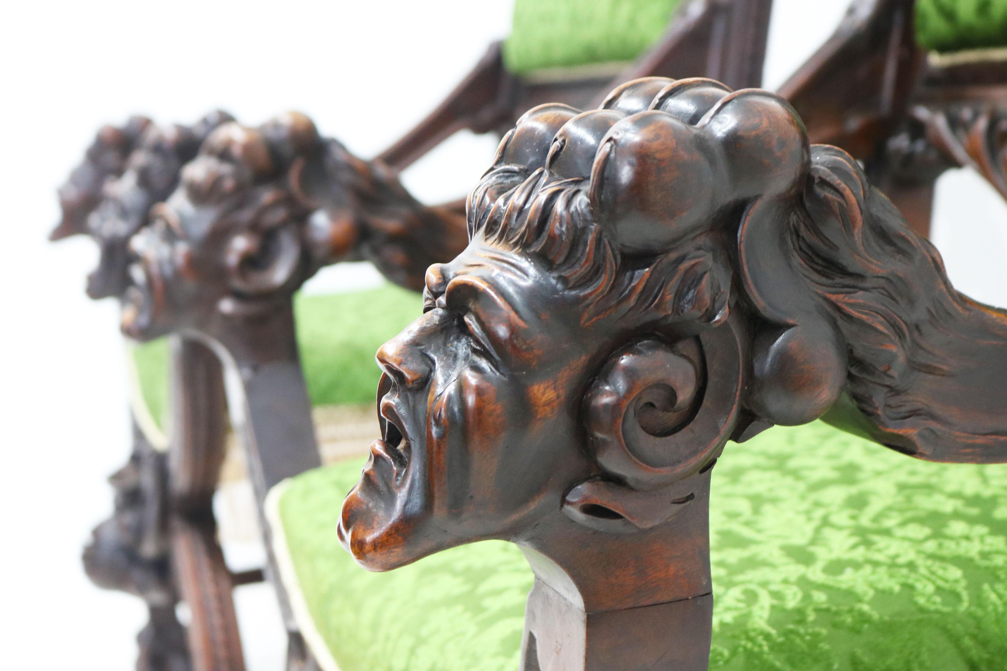 Rare pair of Gothic Revival arm chairs by Victor Aimone 19th Century Monks Lions Bon état - En vente à Ijzendijke, NL