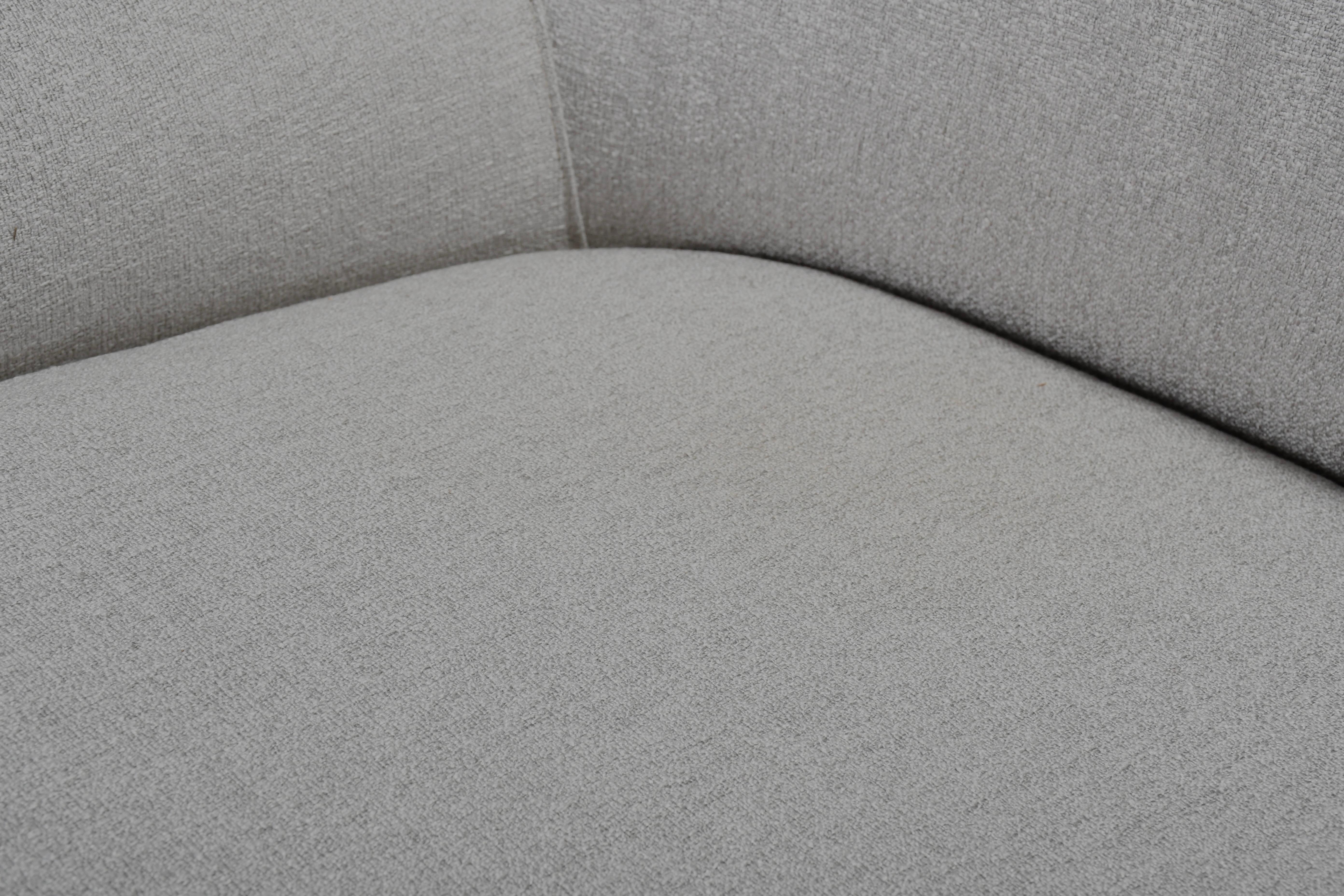 Rare Pair of Grey Fabric and Stainless Steel Lounge Chairs by Gianni Moscatelli For Sale 6