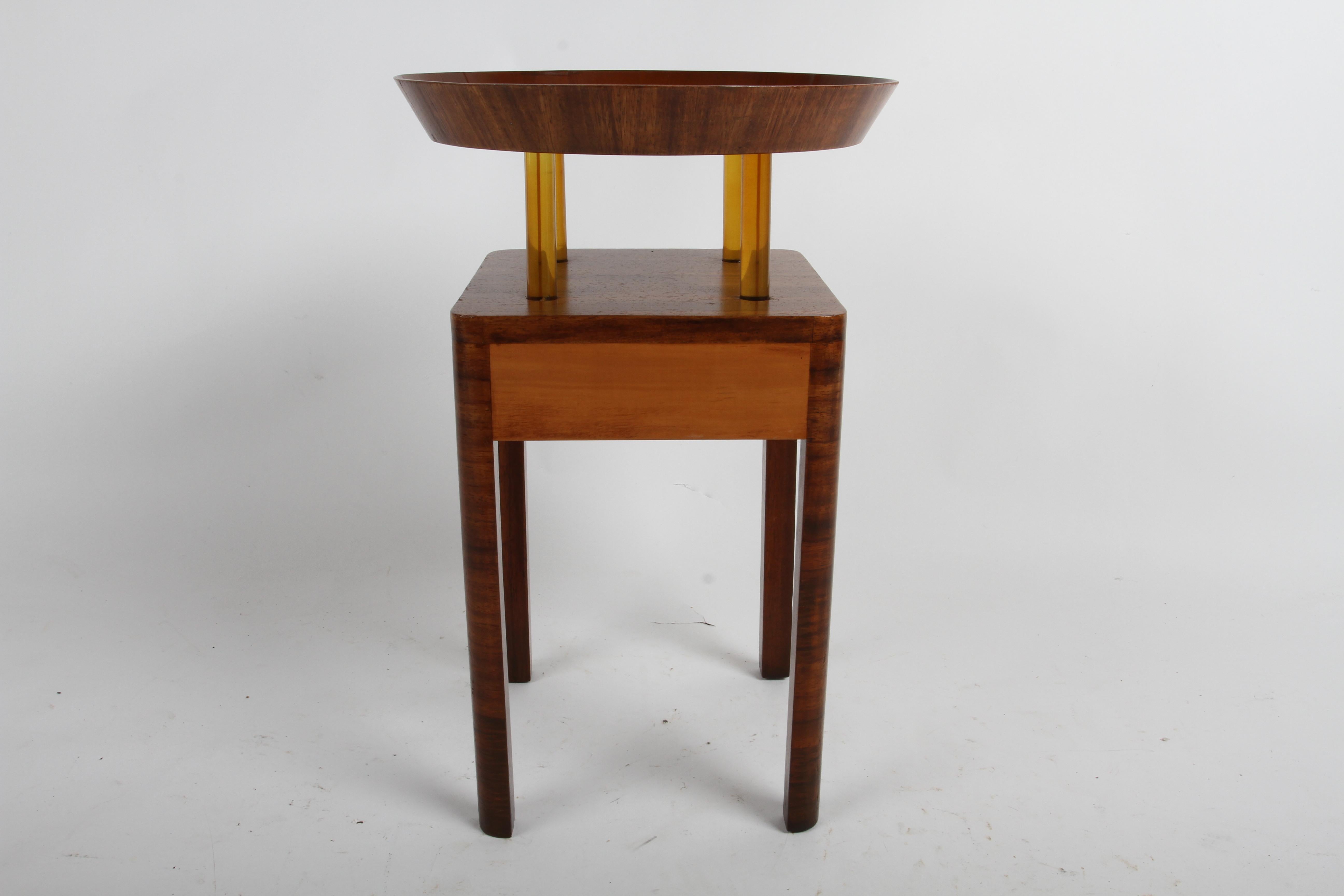 Rare Pair of 1940s Grosfeld House Round Tray Top End Table with Bakelite Details im Angebot 12