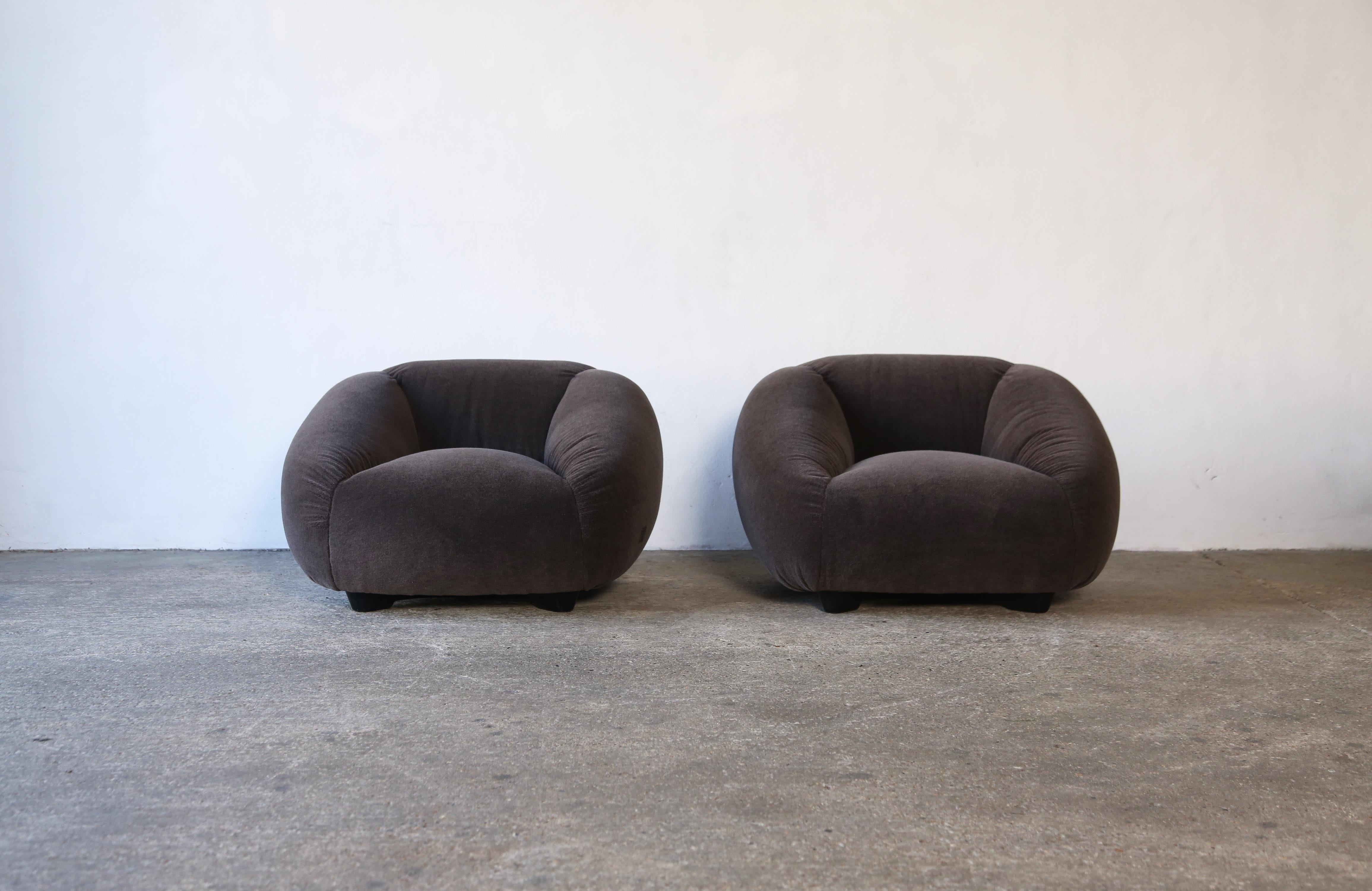Seltenes Paar Gruppo / Studio G14 T.E.E.E.Stühle, Italien, 1970er Jahre (Moderne der Mitte des Jahrhunderts) im Angebot