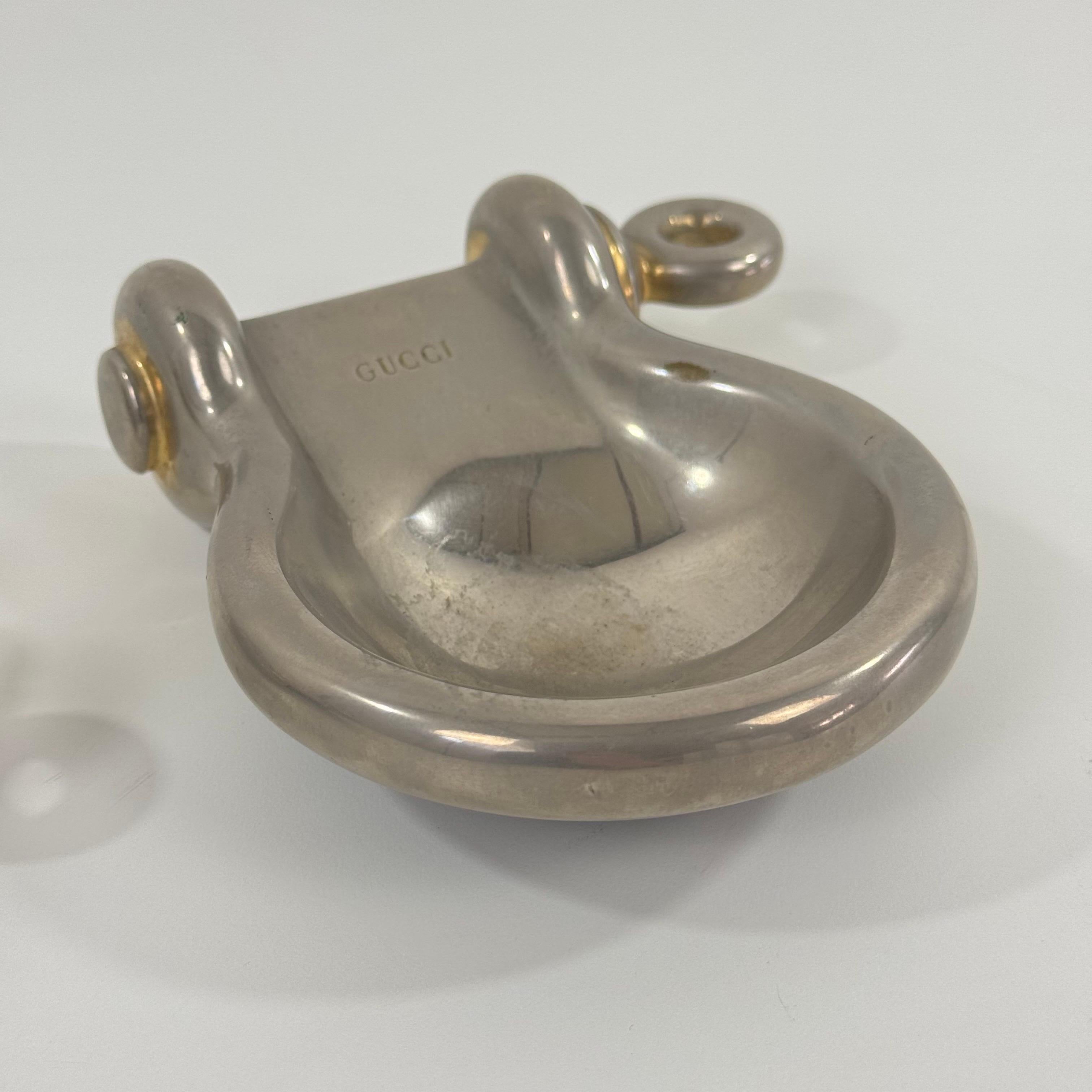 Laqué Rare paire de Vide-Poche / Valets ou Cendriers Gucci, Aldo Gucci, début des années 1950 en vente