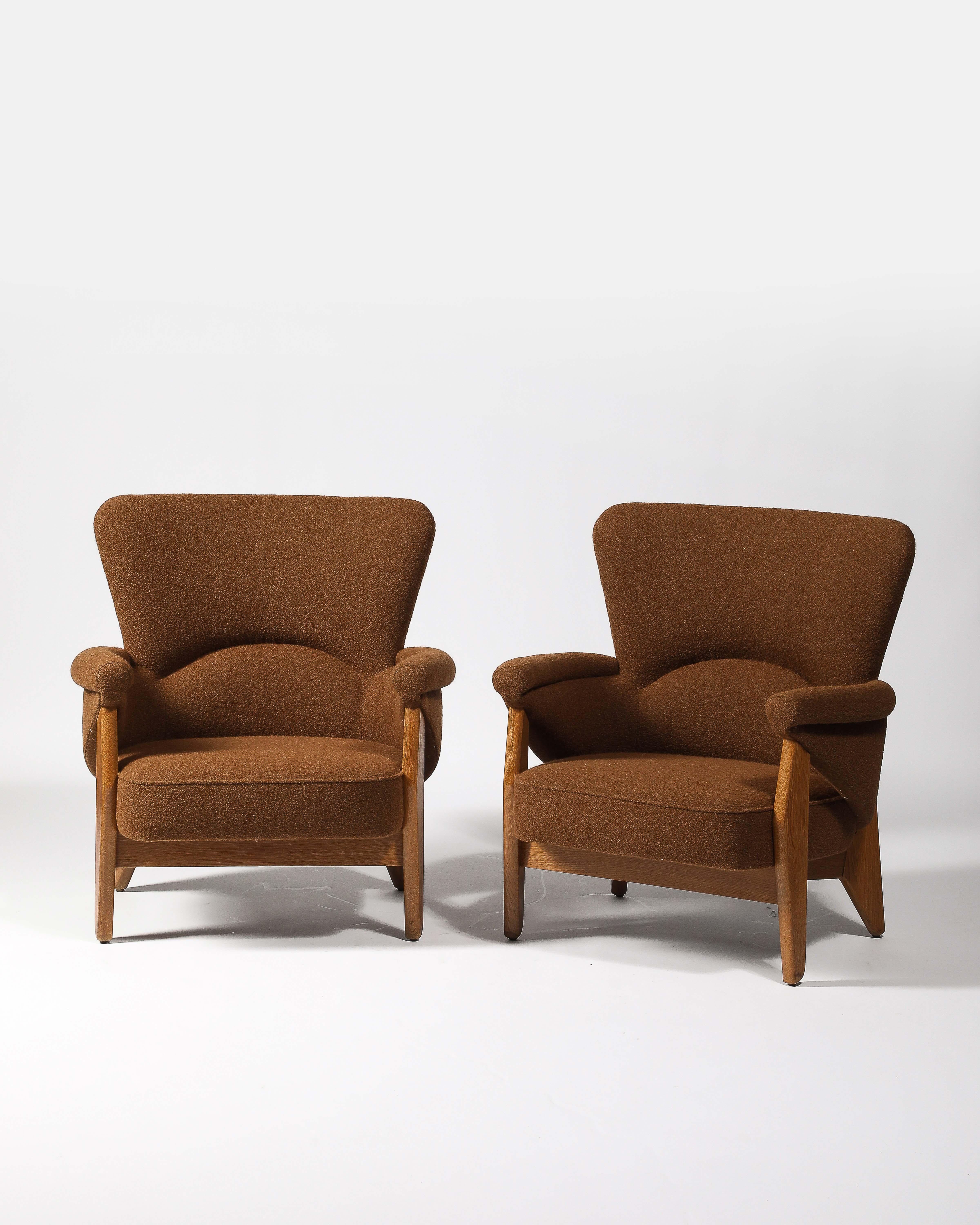 Rara coppia di poltrone Guillerme et Chambron, Francia, 1950 ca. In condizioni ottime in vendita a New York City, NY