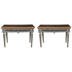 Rare paire de consoles Louis XVI peintes à la main du XVIIIe siècle avec plateau en noyer