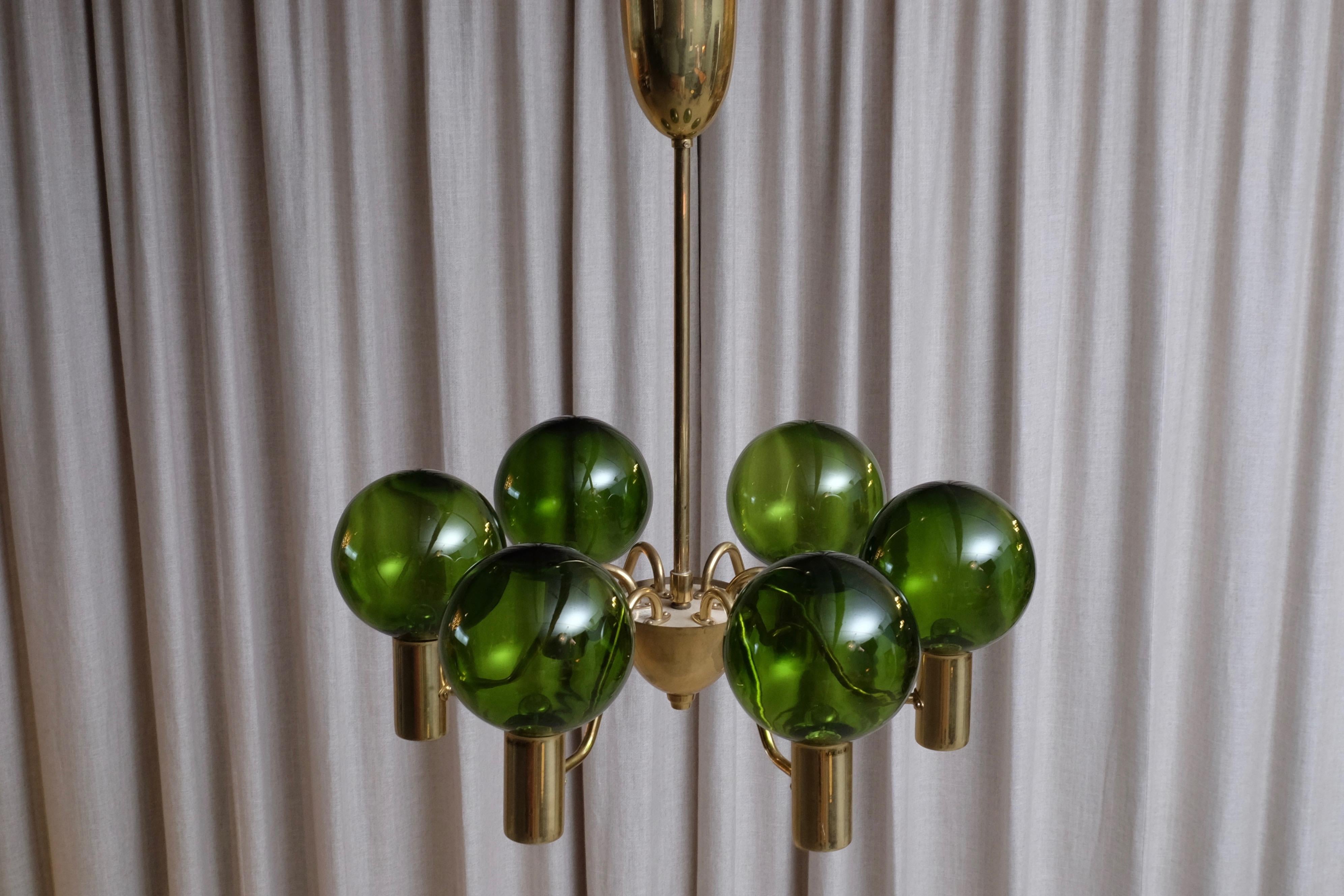 Rare Pair of Hans-Agne Jakobsson Chandeliers T372/6 Patricia, 1960s 4