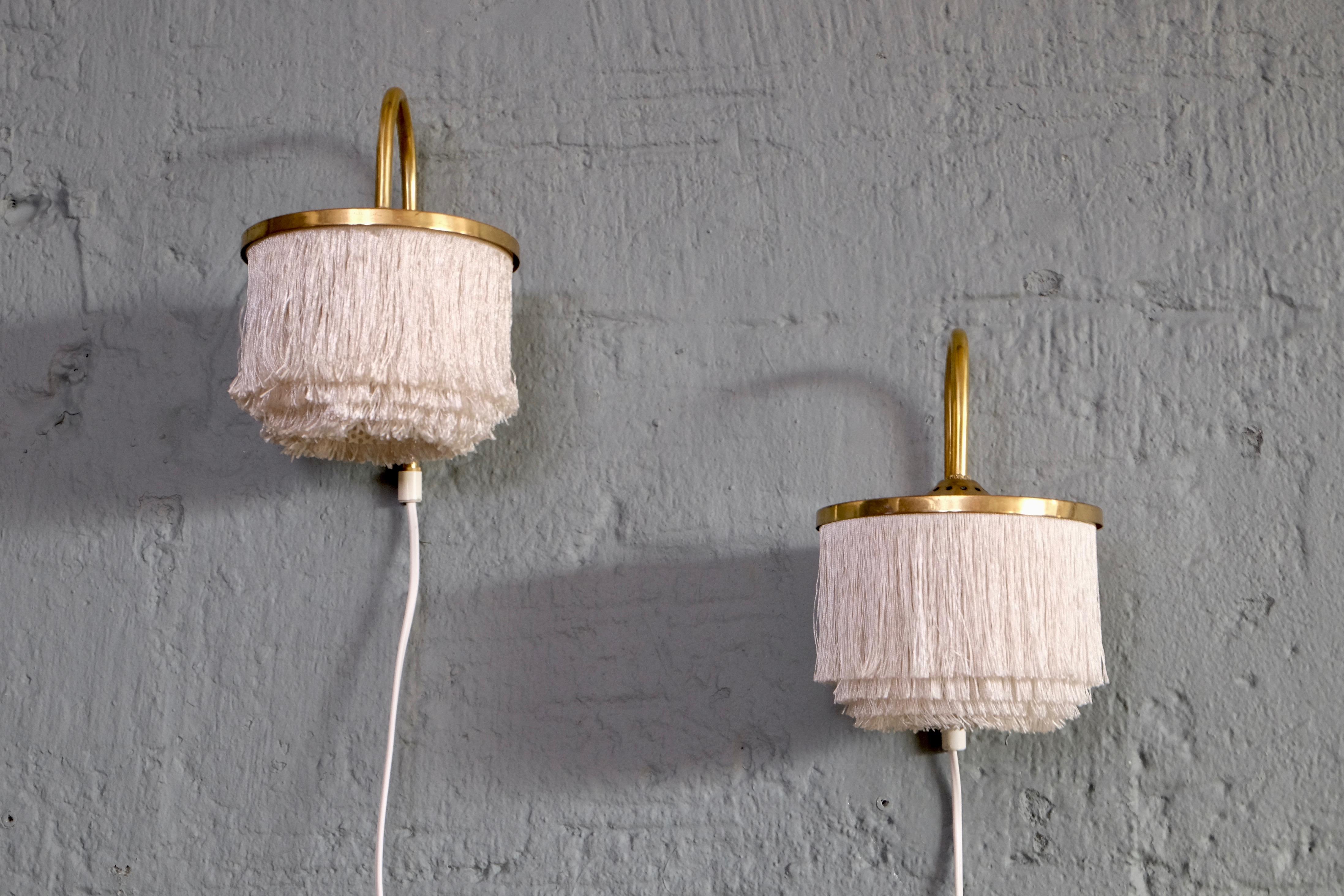 Mid-20th Century Rare Pair of Hans-Agne Jakobsson V271 Wall Lights, 1960s