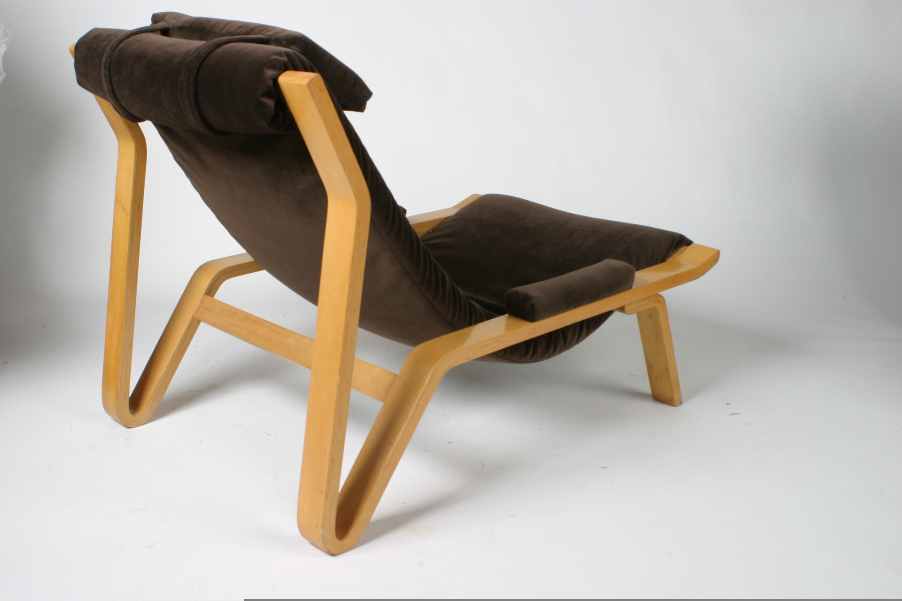 Tissu d'ameublement Rare paire de chaises en bandoulière Harvey Probber, vers 1948 en vente
