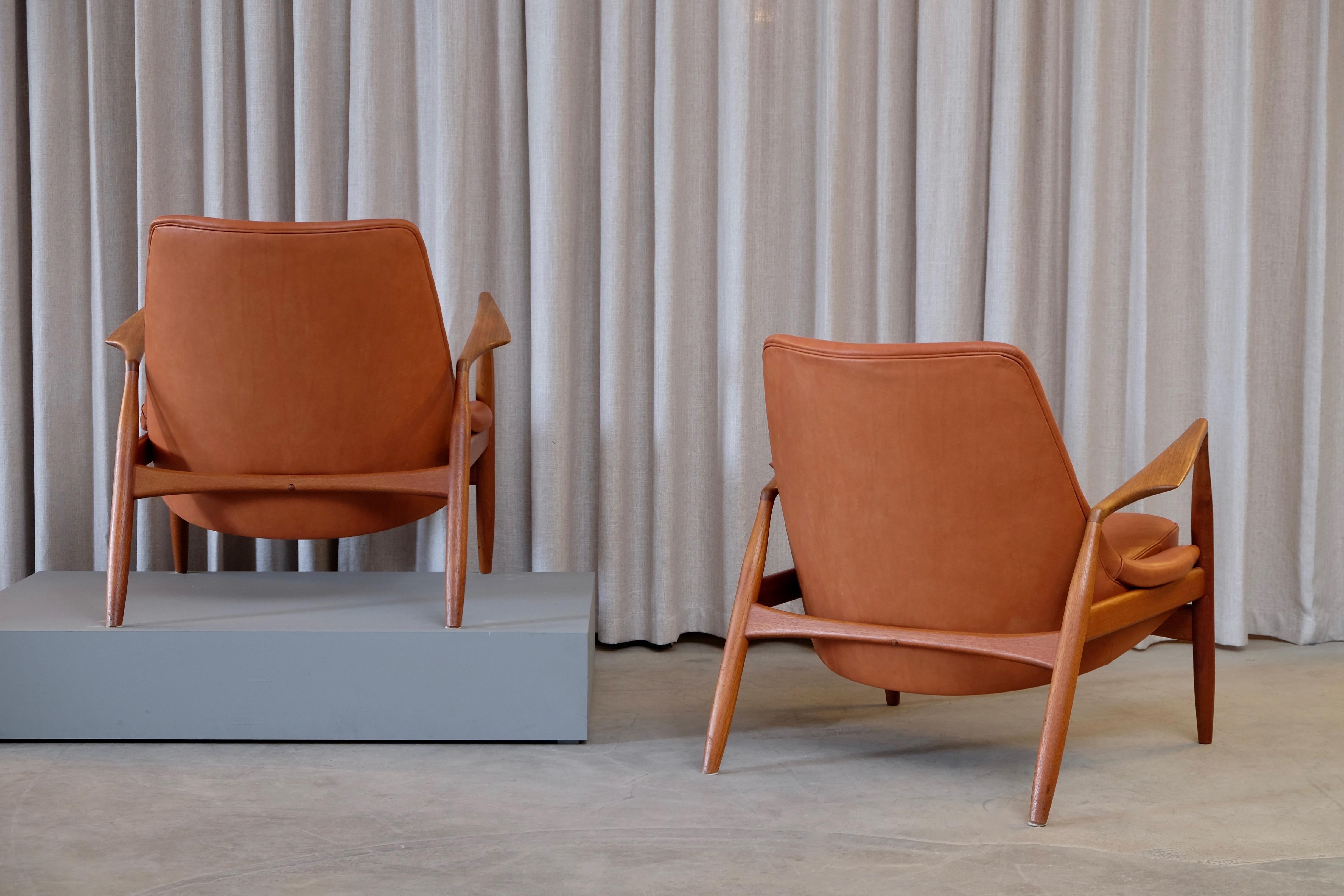 Mid-20th Century Rare Pair of Ib Kofod-Larsen Seal or Sälen Easy Chairs, 1960s
