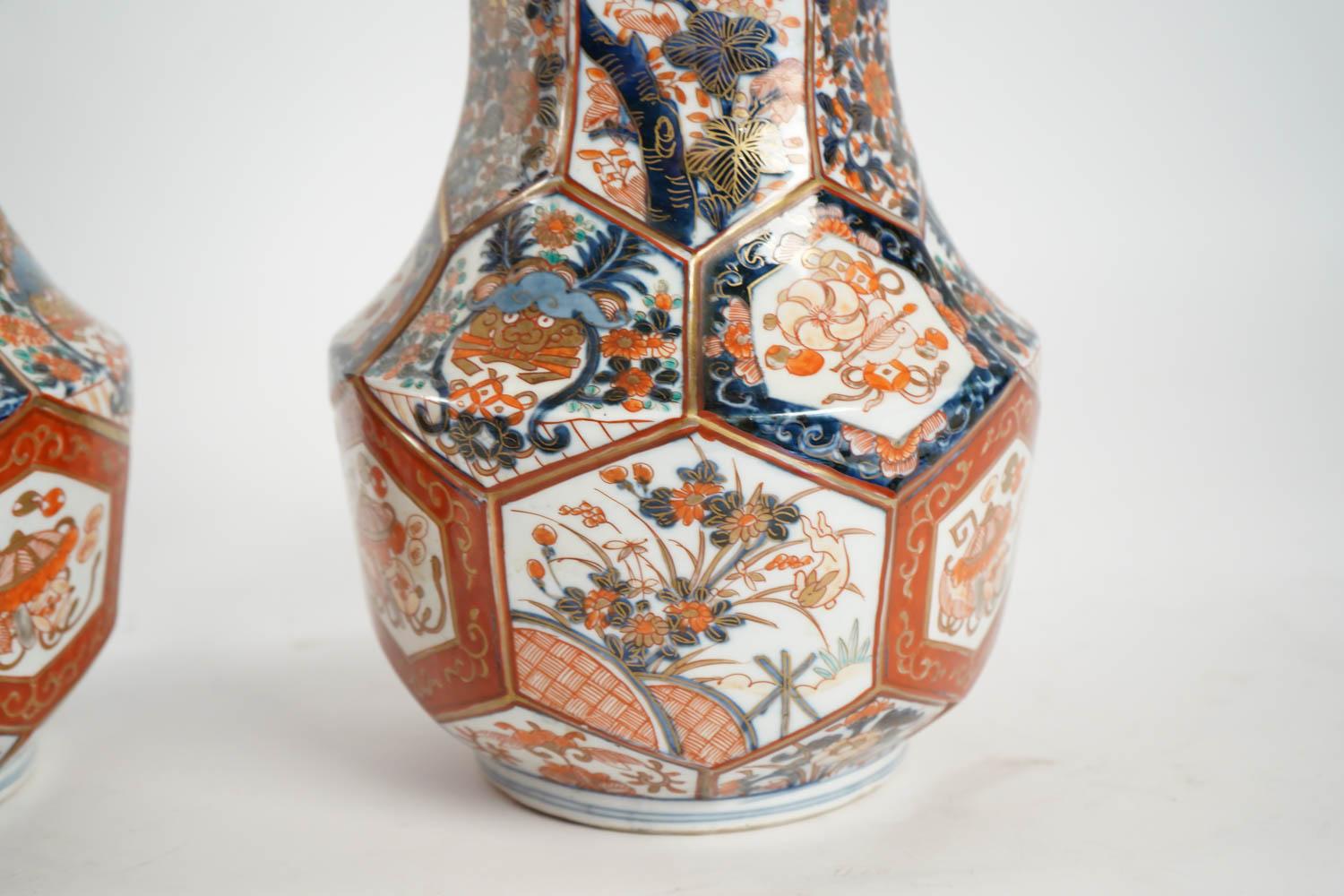 Japanese Rare Pair of Imari Porcelain Vases with Polychrome Decor, Japan, 19th Century