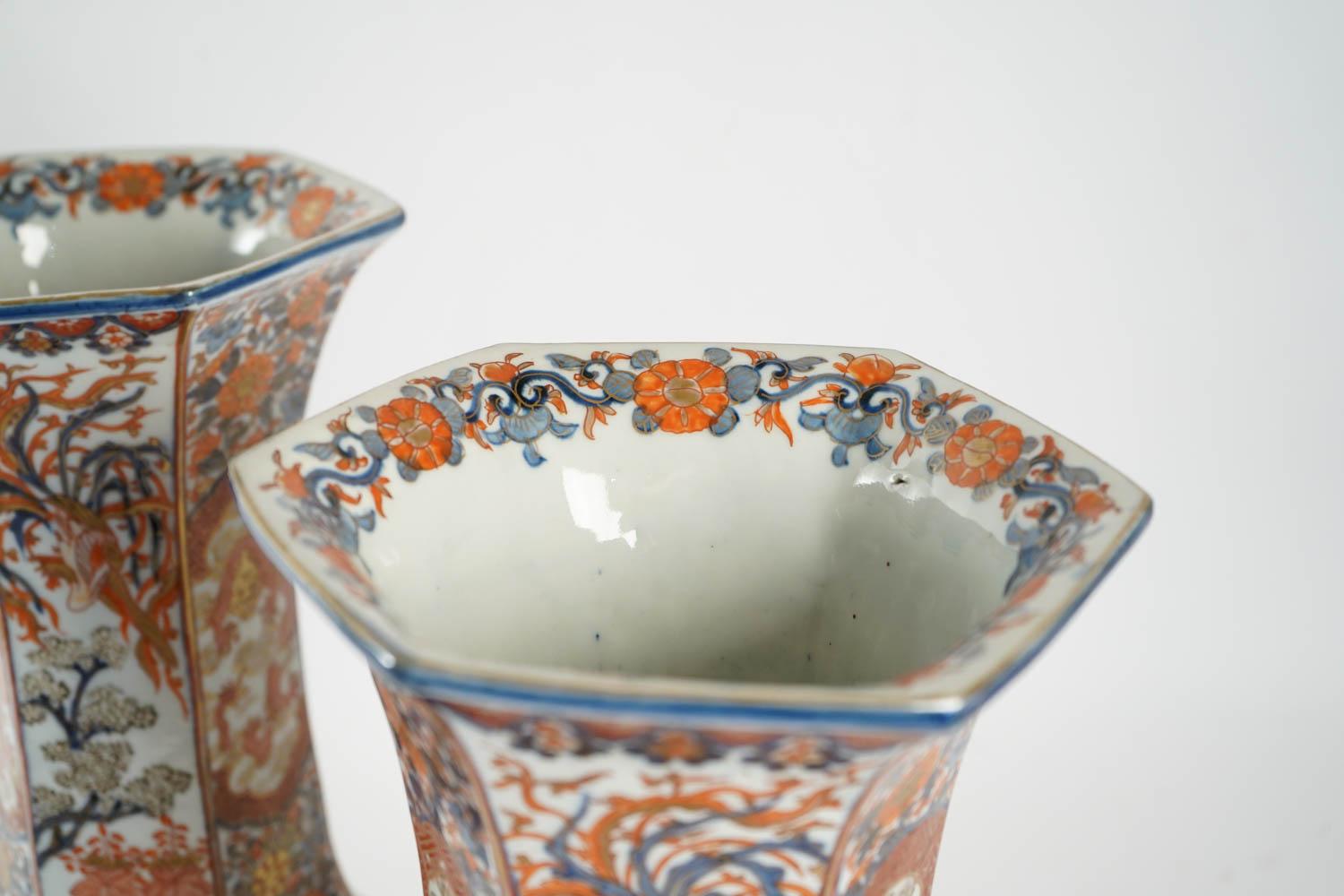Rare Pair of Imari Porcelain Vases with Polychrome Decor, Japan, 19th Century 2