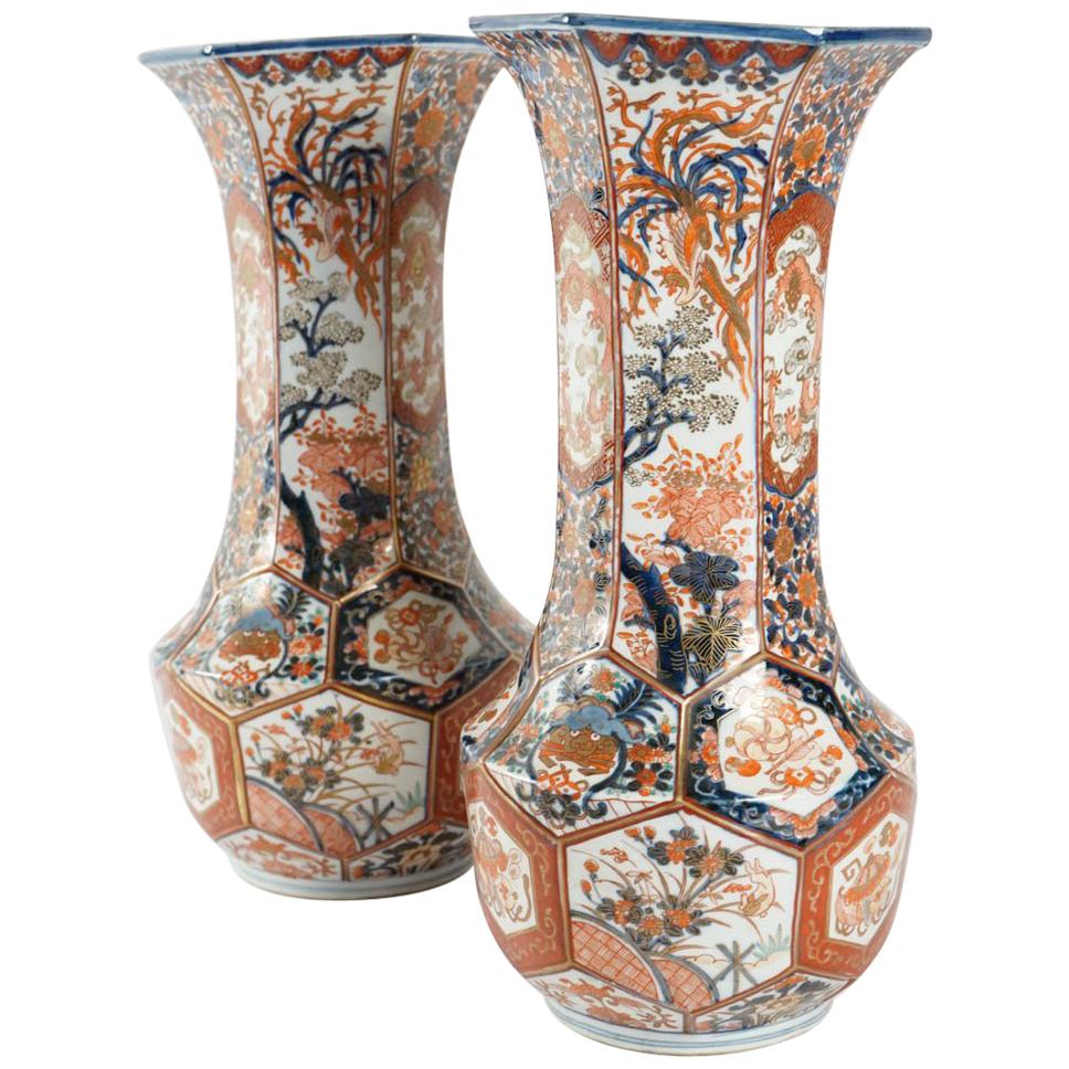 Rare Pair of Imari Porcelain Vases with Polychrome Decor, Japan, 19th