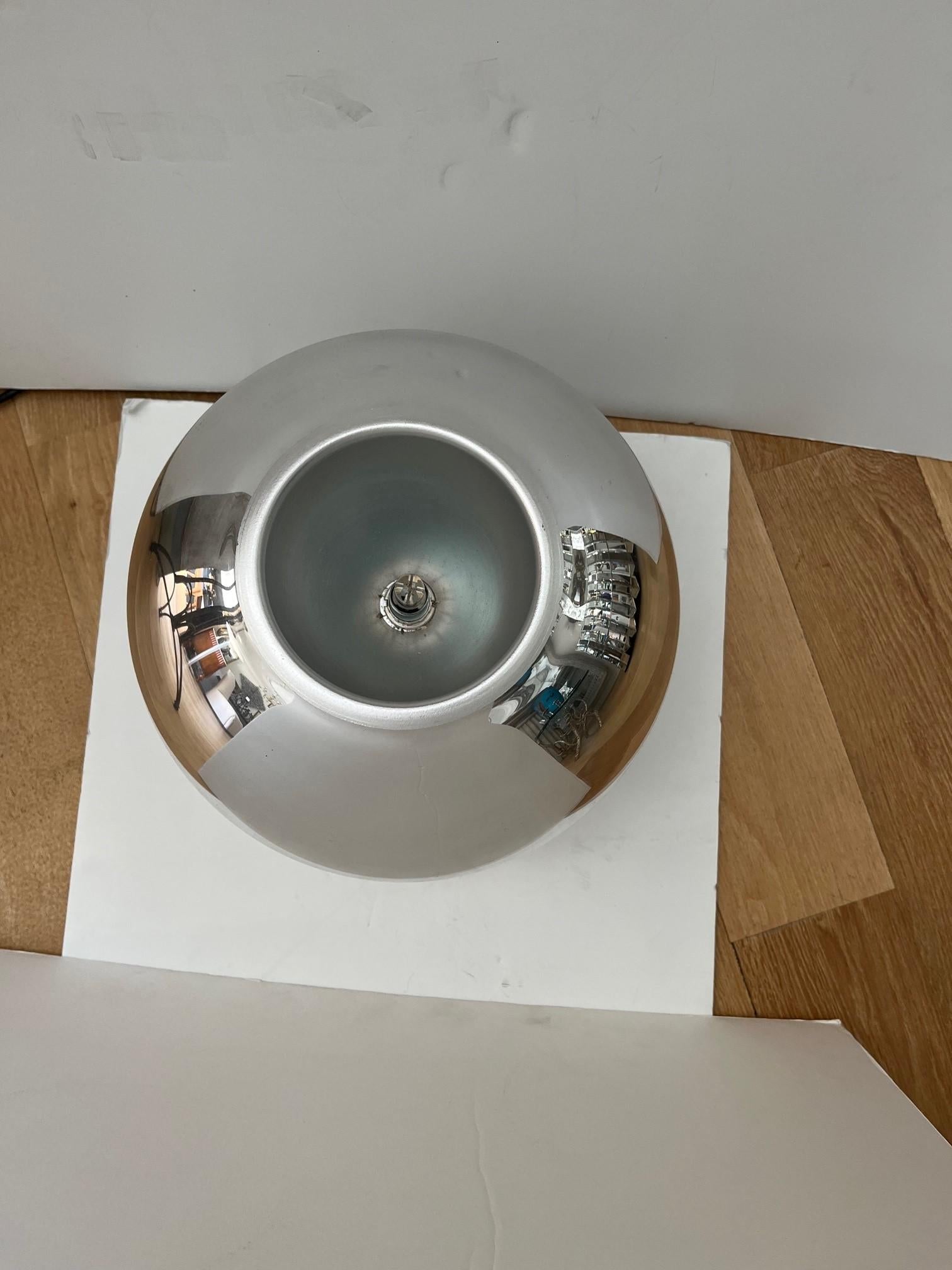 Raro par de lámparas italianas de esfera de vidrio de mercurio, excelente estado Vidrio de mercurio en venta