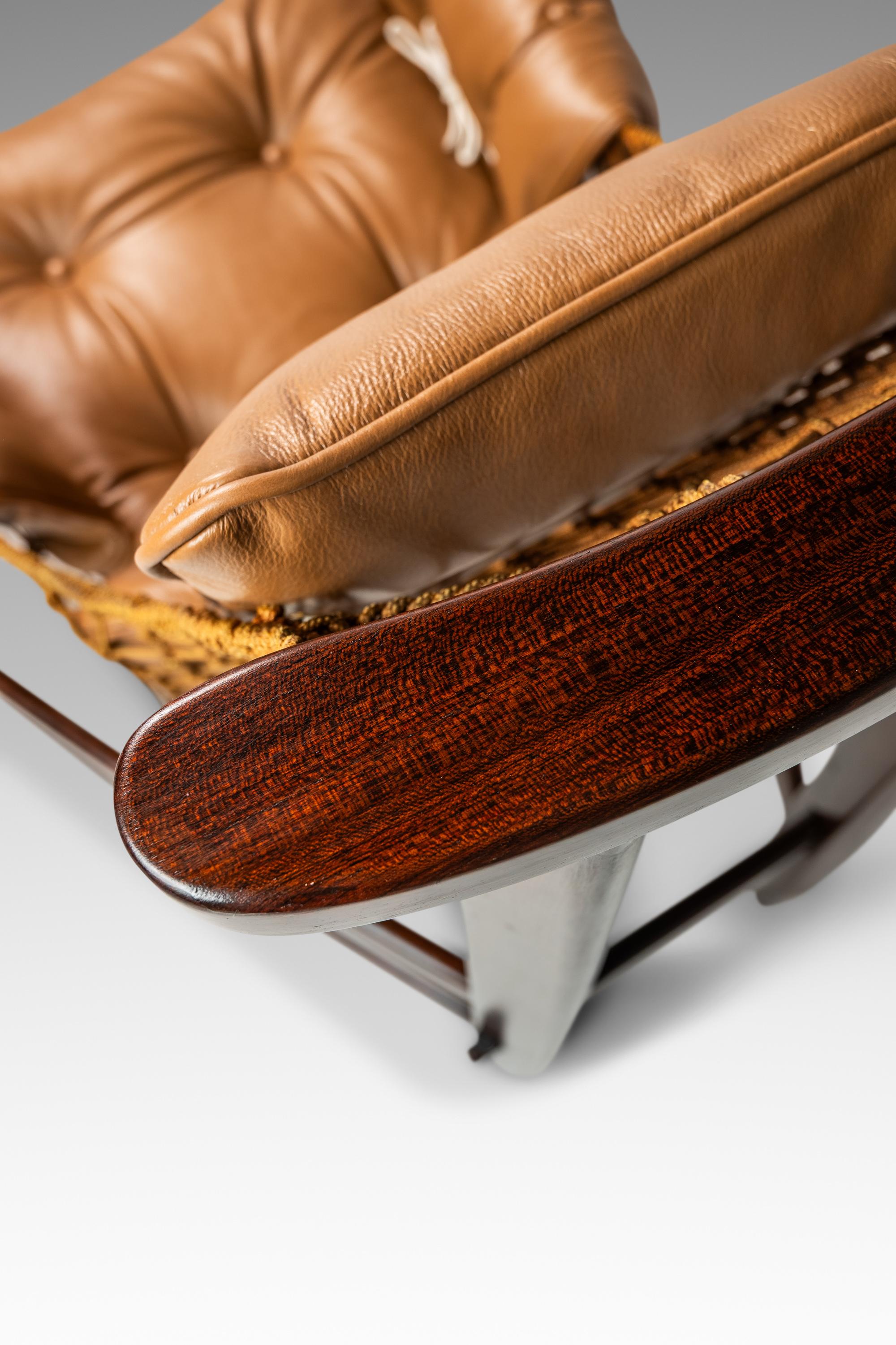 Rare Pair of 'Jangada' Lounge Chairs & Ottoman by Jean Gillon, Brazil, c. 1960s For Sale 1