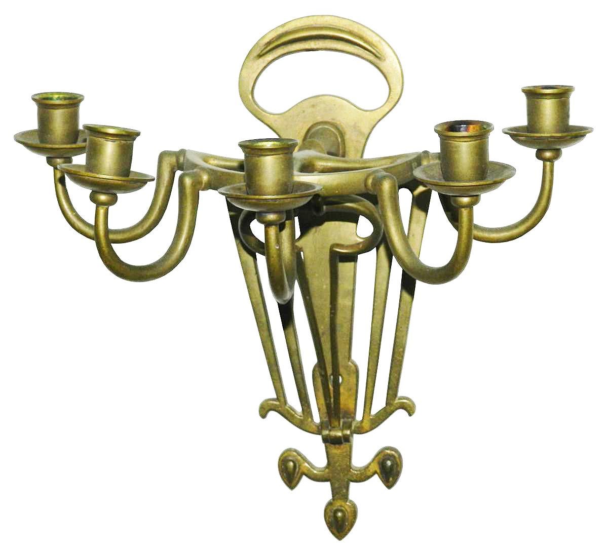 Rare pair of Jugenstil sconces in bronze, circa 1900.
End of 19th century beginning of 20th century, created for a candle lighting.
 