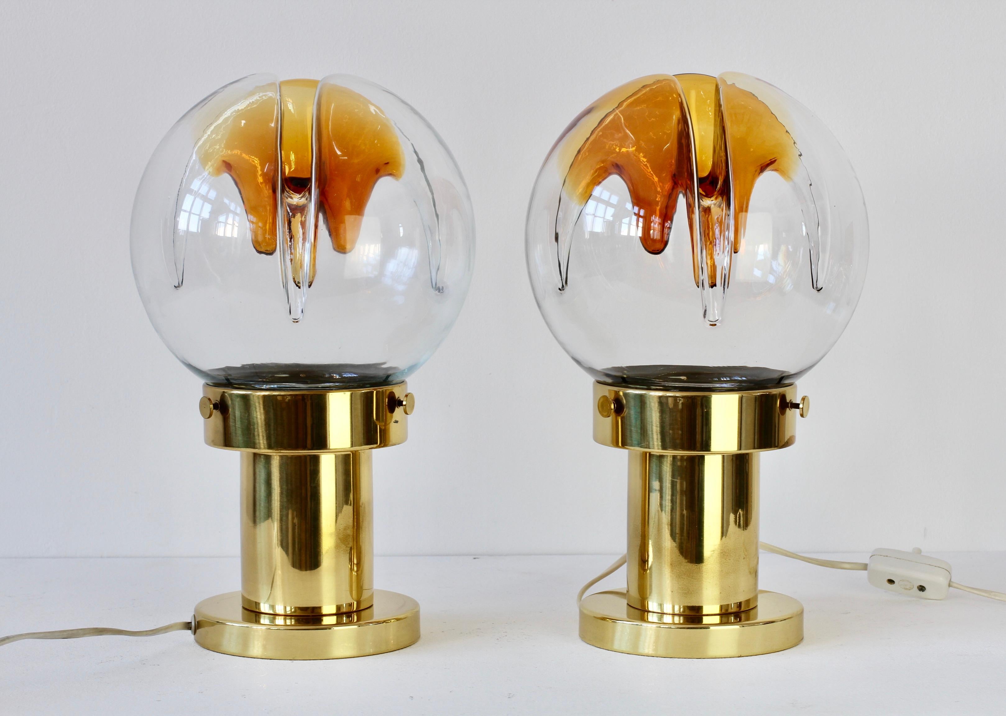 Verre de Murano Paire rare de grandes lampes de bureau italiennes en verre de Murano texturé par Kaiser Leuchten en vente