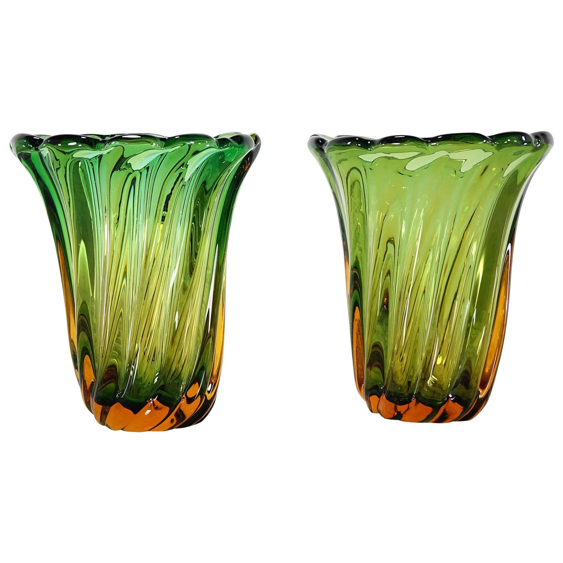 Seltenes Paar großformatiger grüner Murano-Vasen, einzigartiges, farbenfrohes Meisterwerk