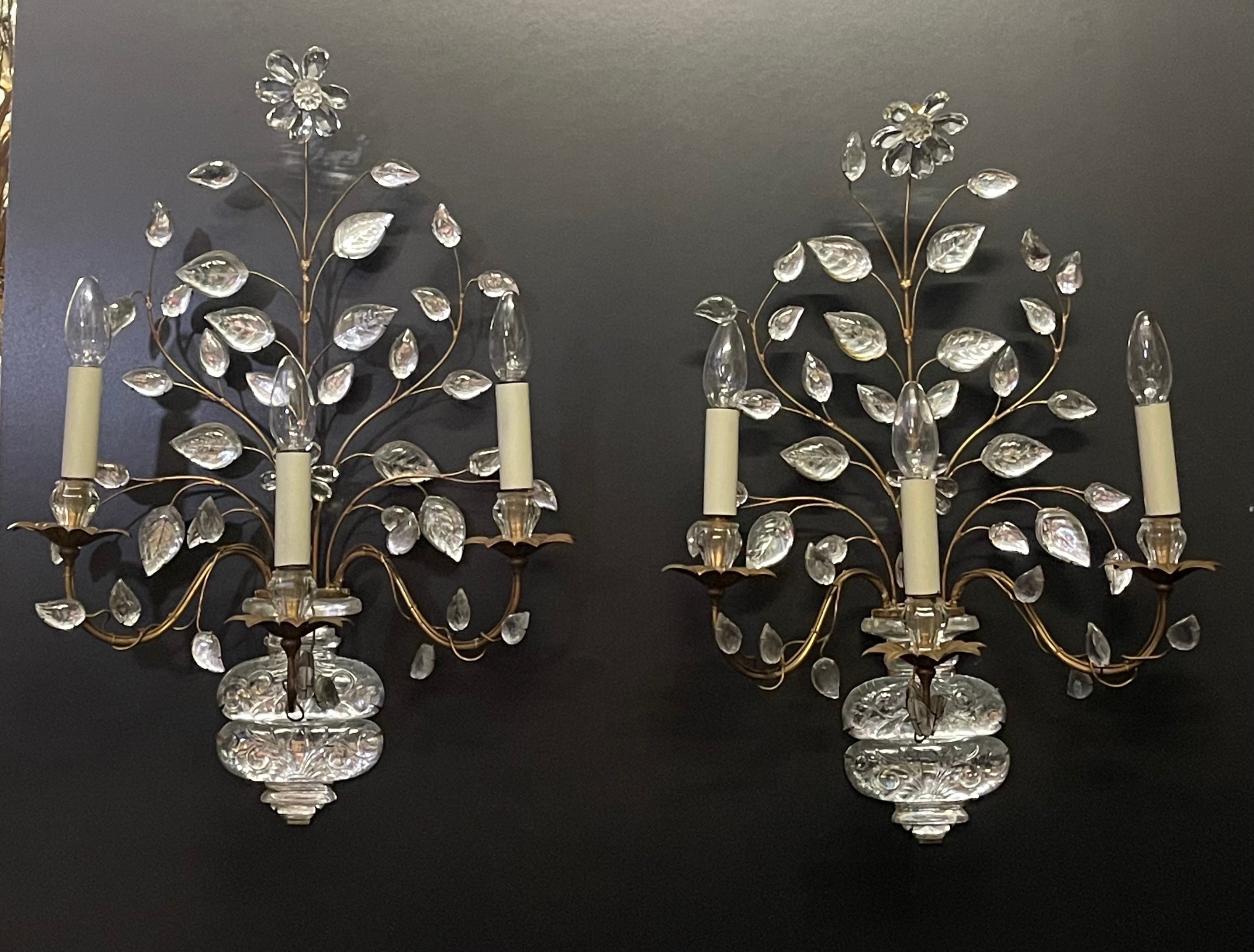 A wonderful pair of large gilt iron and crystal wall sconces by Maison Baguès, Paris, circa 1930s.
The measurements:
Height 24.40 inches x Width 16.53 inches x D 9.44 inches
Socket : each E 14 for standard screw bulbs.
New wiring for US standards on