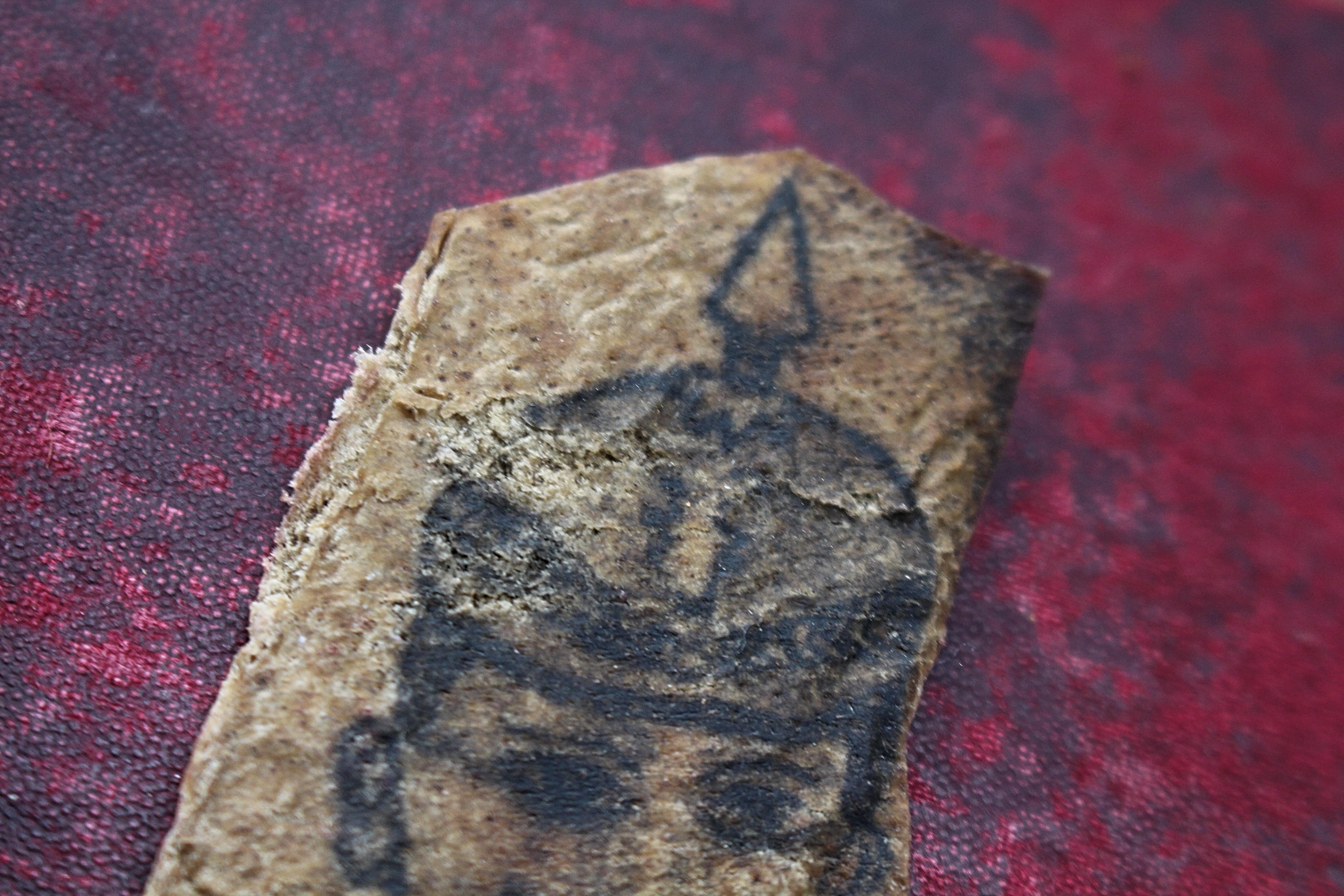 Rare paire de spécimens de tatouage de la fin du 19e siècle provenant d'un marin français Curiosité en vente 7