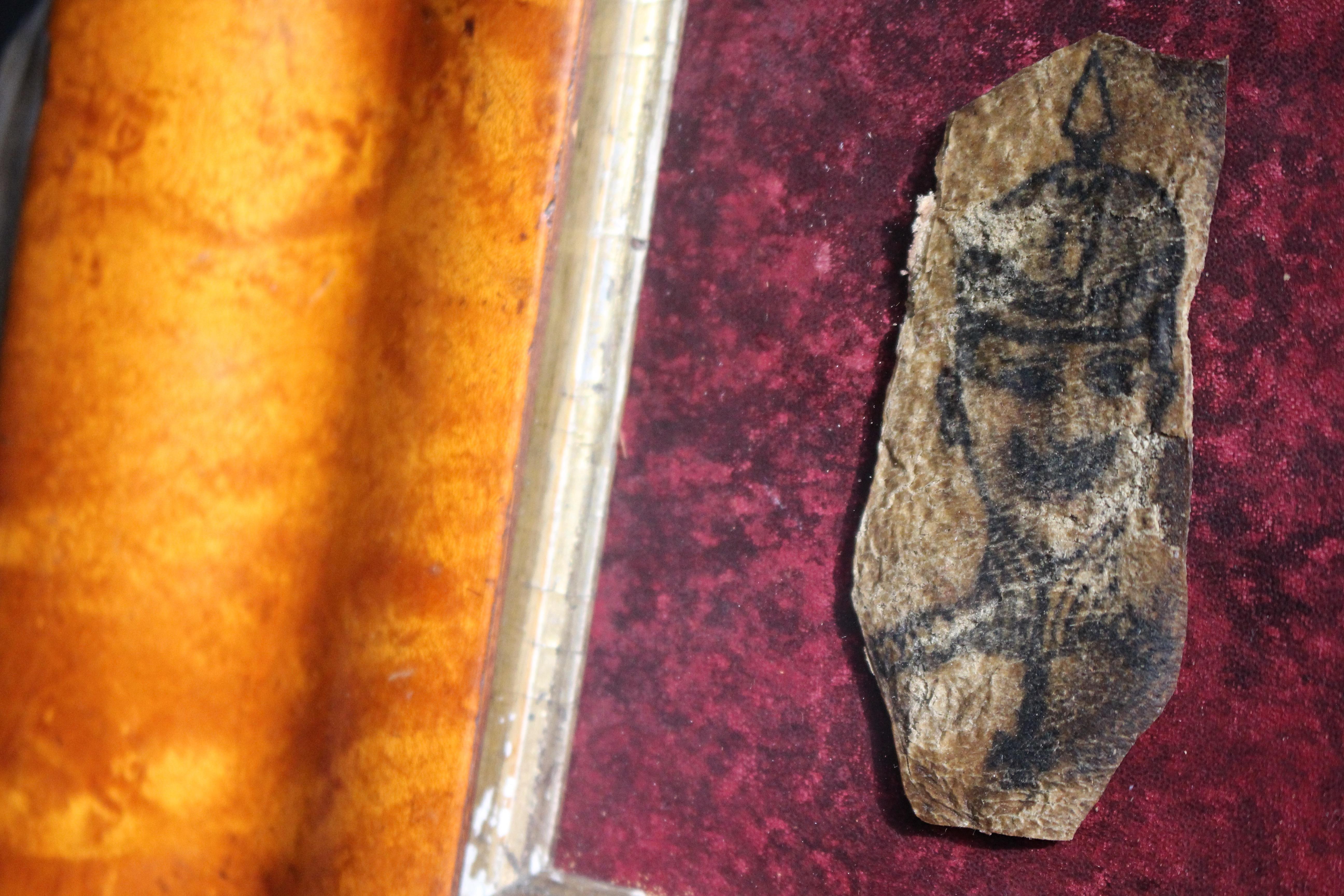 XIXe siècle Rare paire de spécimens de tatouage de la fin du 19e siècle provenant d'un marin français Curiosité en vente