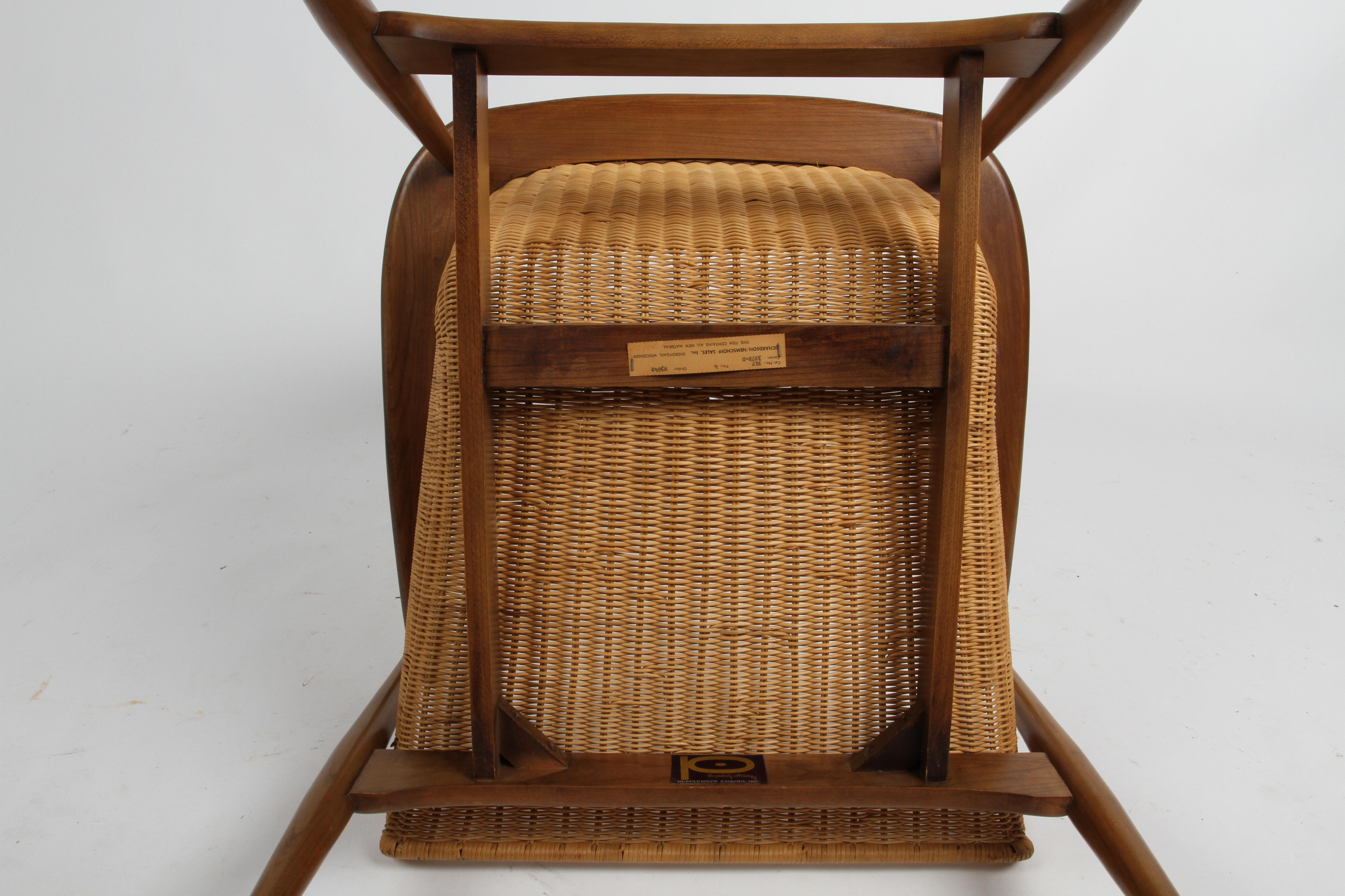 Rare Pair of Lawrence Peabody's Sculptural 1806 / 917 Chairs in Walnut & Rattan 12