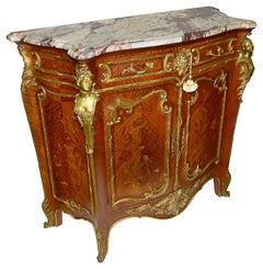 Seltenes Paar Beistellschränke im Louis-XVI.-Stil nach Joseph Zwiener