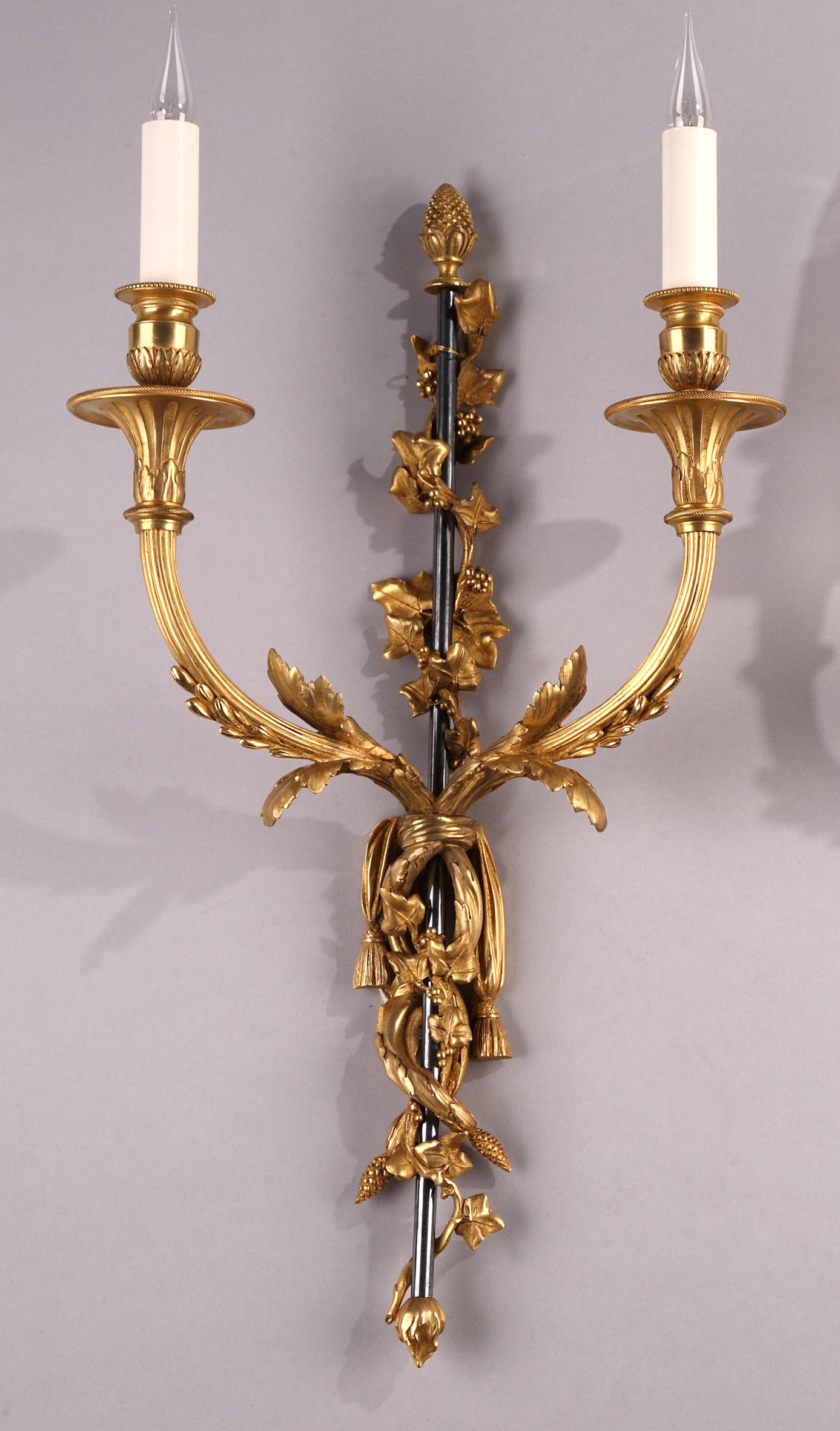 Patinated Pair of Louis XVI Style Wall-Lights Attributed to H. Vian, France, Circa 1880