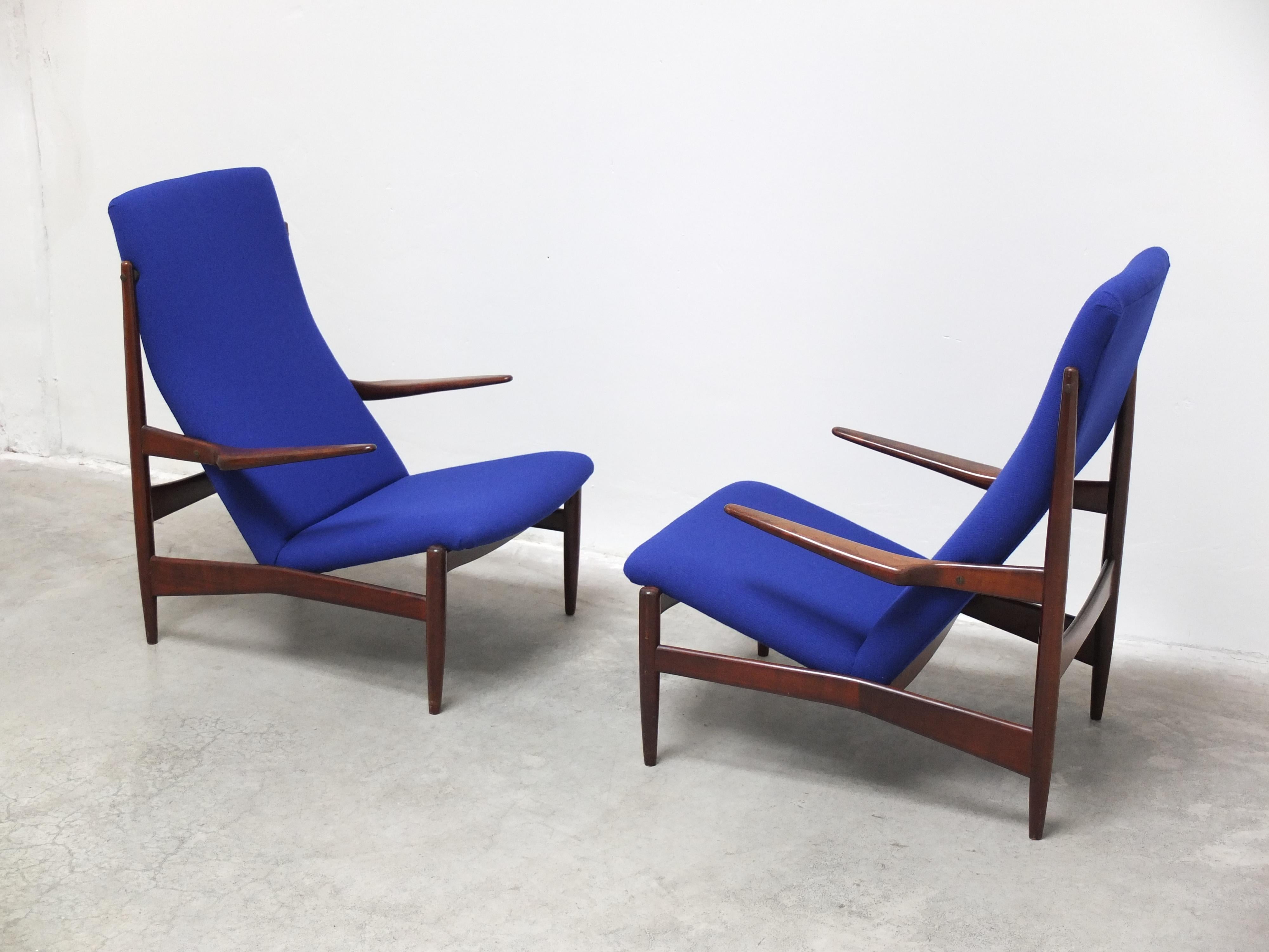 Belgian Rare Pair of Lounge Chairs by Alfred Hendrickx for Belform, 1950s For Sale