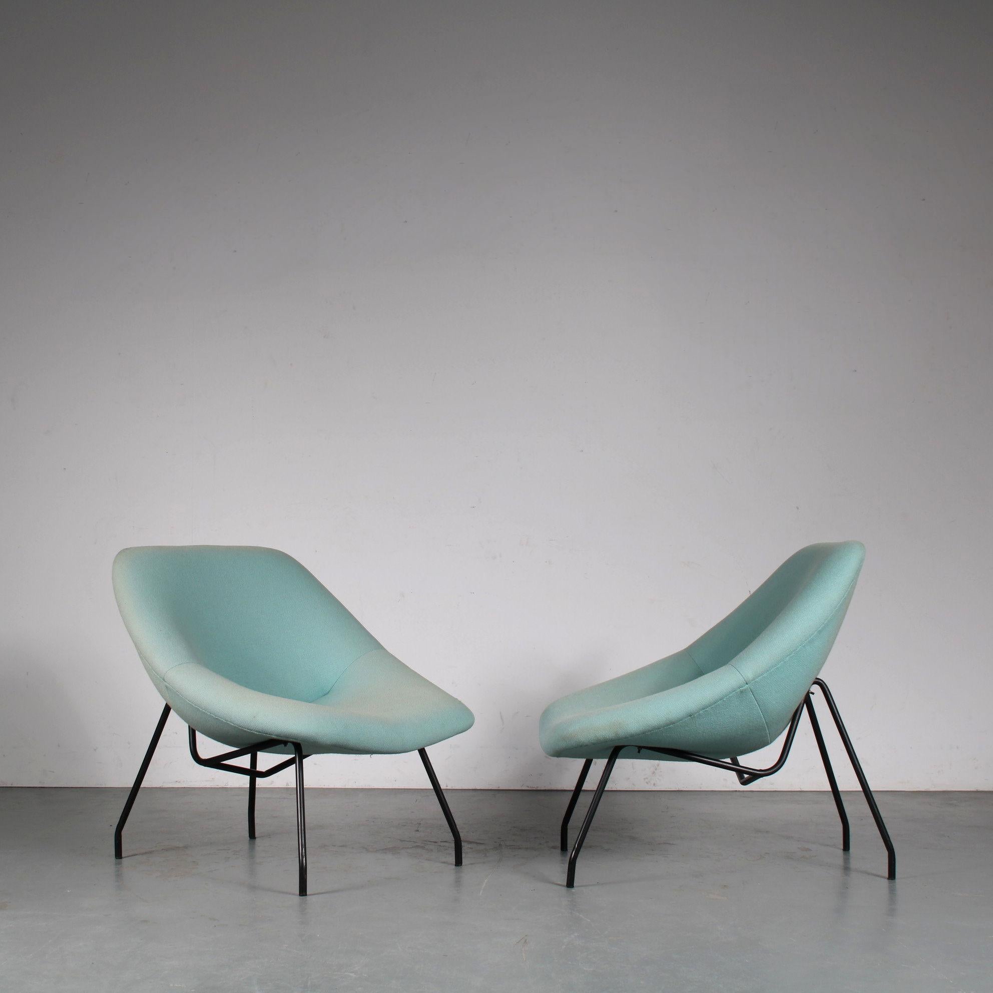 Rare Pair of Lounge Chairs by GAR, France, 1950 2