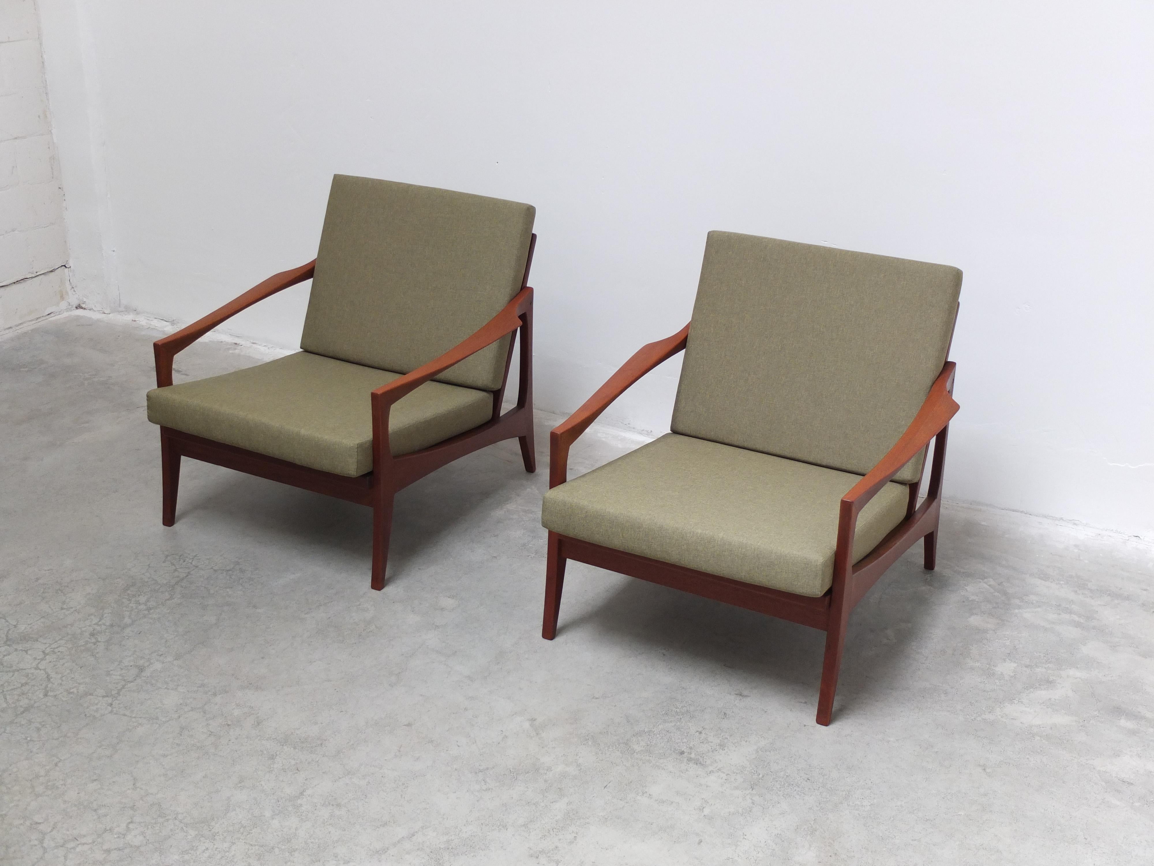 Allemand Rare paire de chaises longues de Knoll Antimott, années 1950