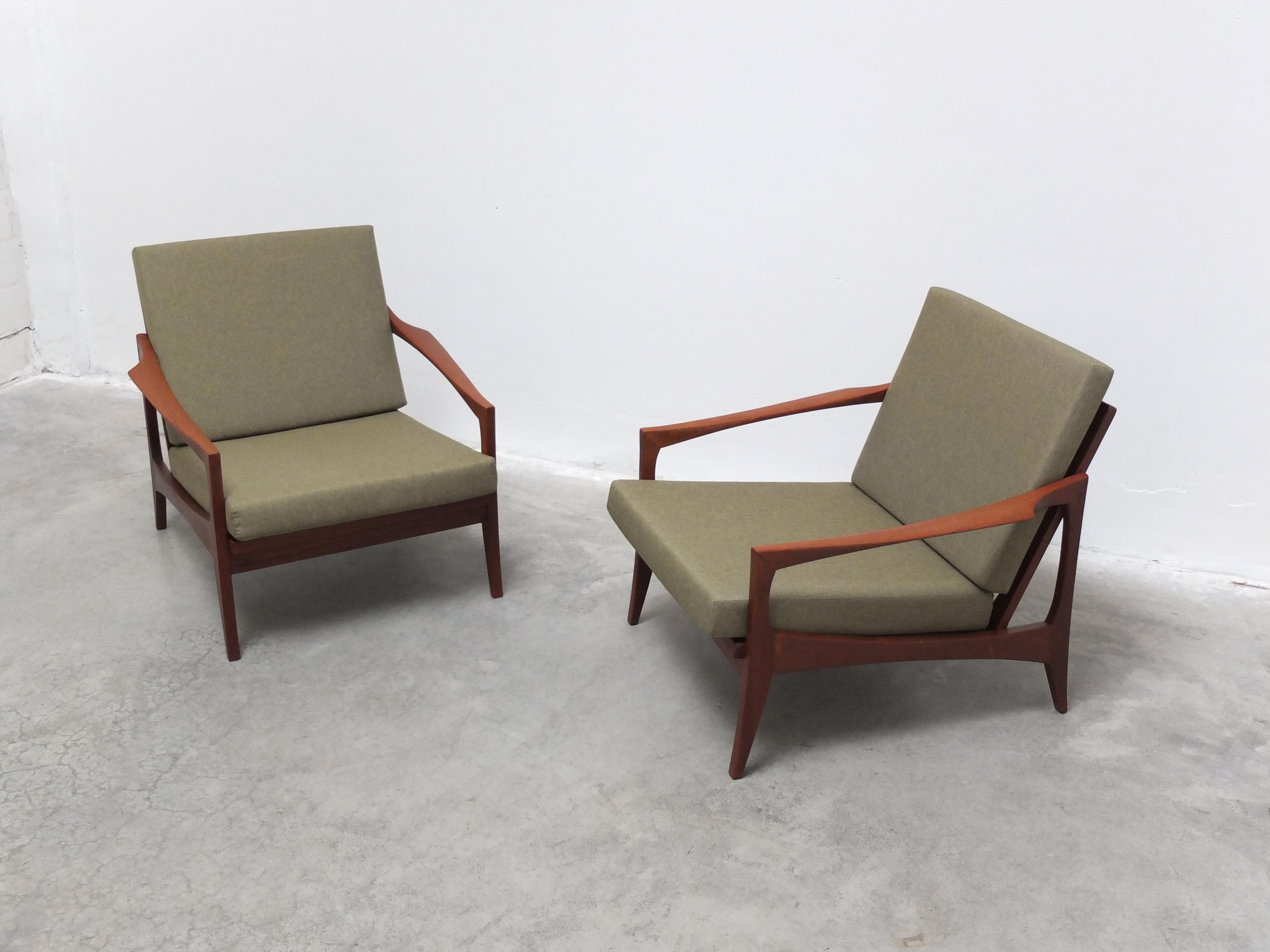 20ième siècle Rare paire de chaises longues de Knoll Antimott, années 1950