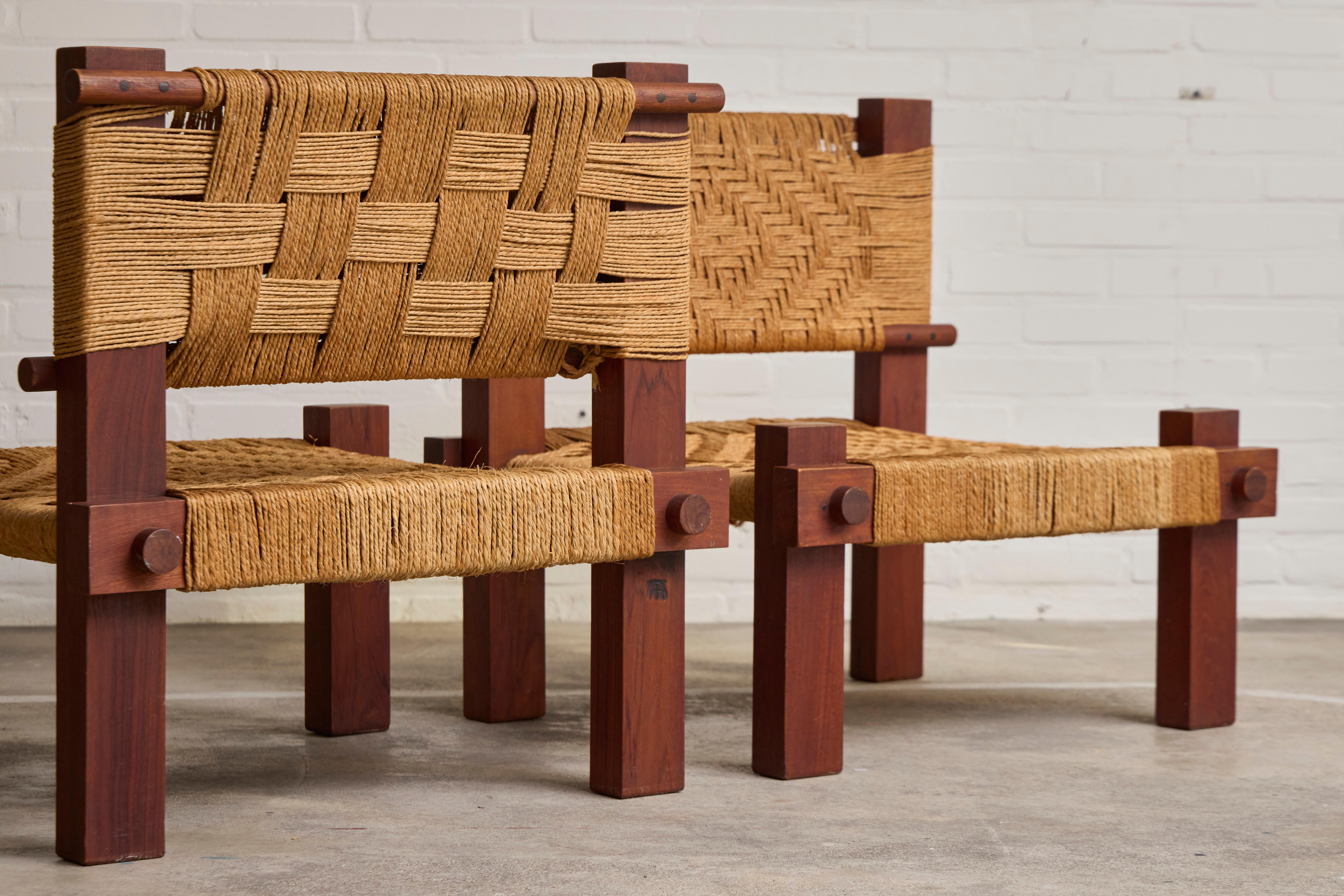Seltenes Paar Loungesessel von Mini Boga für Taaru, Indien um 1960 (Mitte des 20. Jahrhunderts) im Angebot
