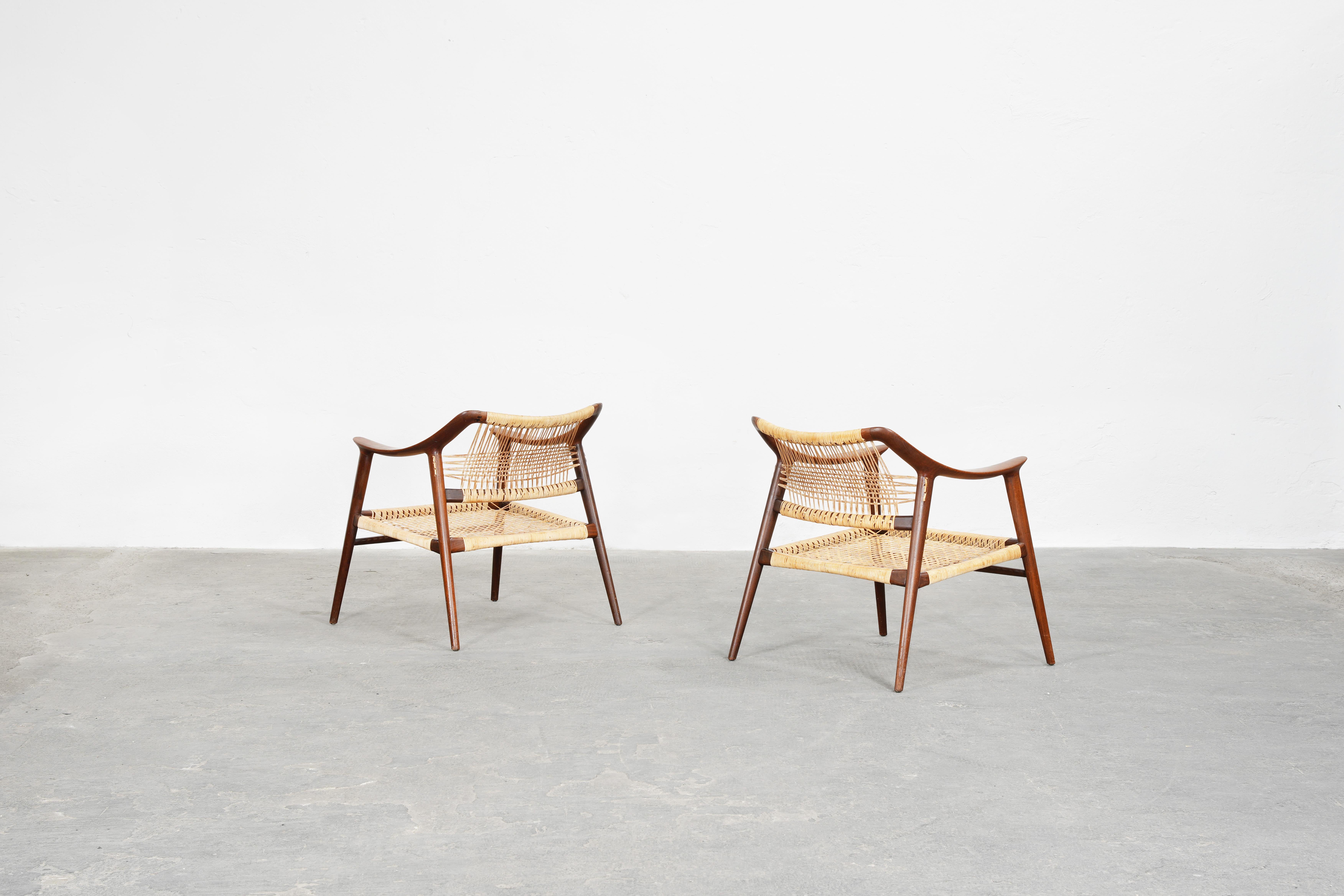 Européen Rare paire de fauteuils de salon par Rastad & Relling Mod. Bambi, Norvège en vente