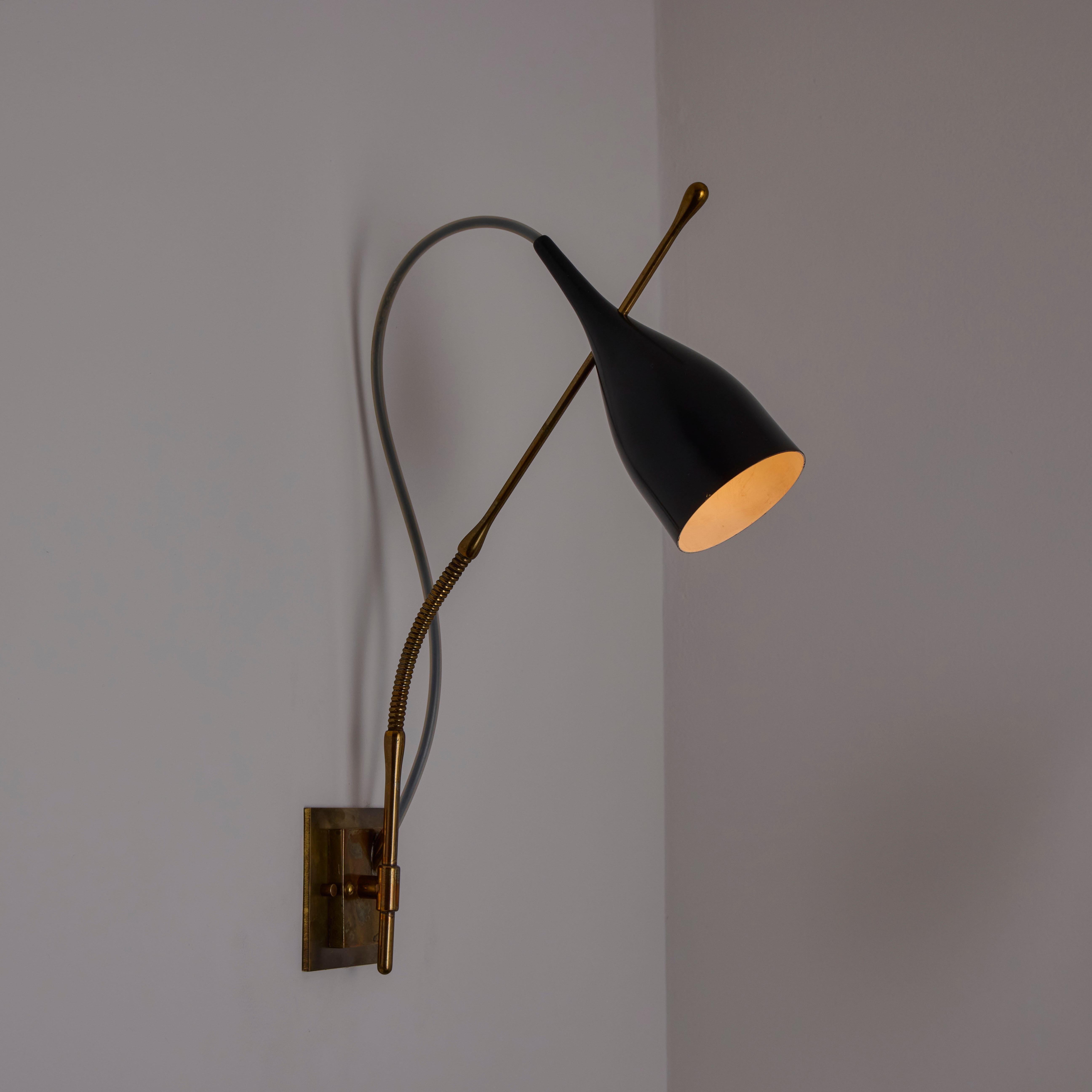 Rare Pair of 'Lucinella' Wall Lights by Angelo Lelii for Arredoluce Esmaltado en venta