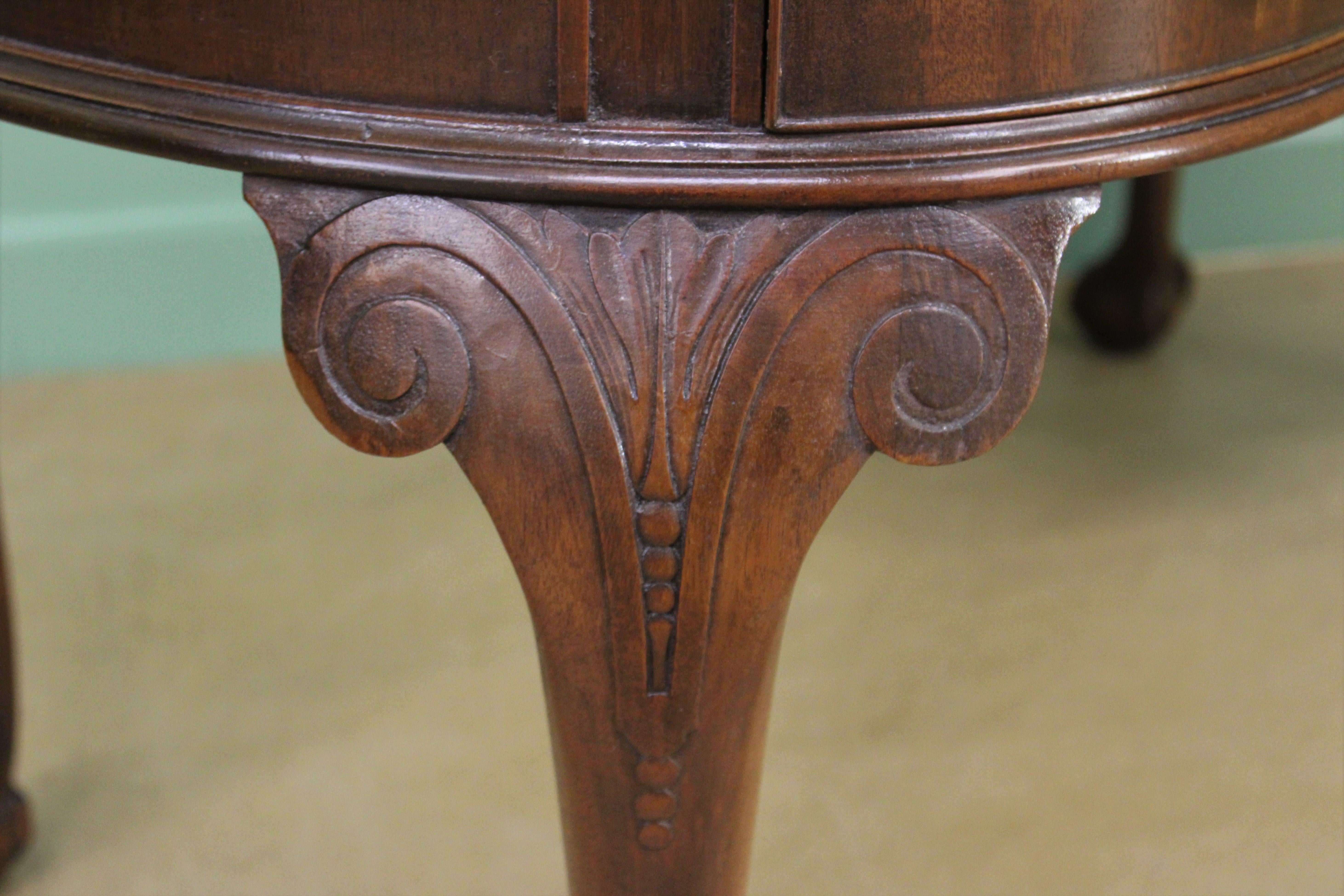 Rare Pair of Mahogany Kidney Shaped Writing Desks by Waring and Gillow For Sale 9