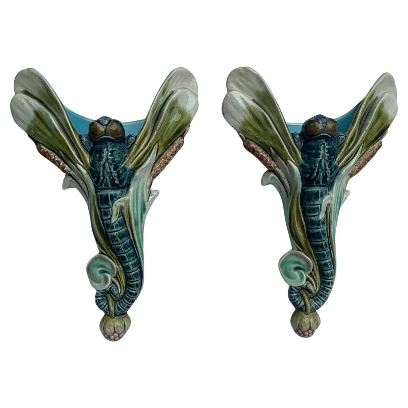 Rare paire de pochettes murales à libellules en majolique Fives-Lille, circa 1900