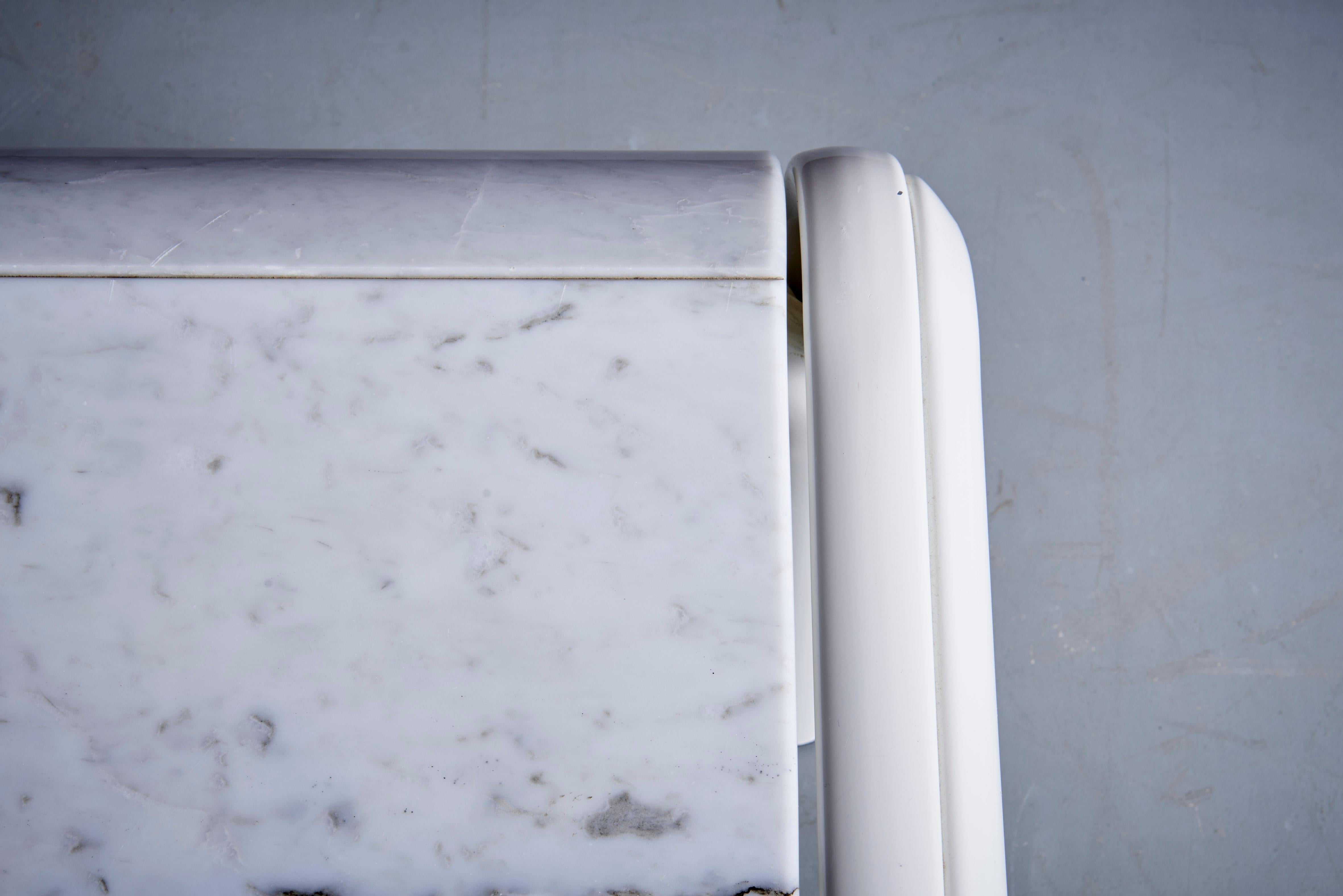 Rare Pair of Marble Coffee or Sofa Tables by Gae Aulenti for Knoll, Italy, 1970s For Sale 1